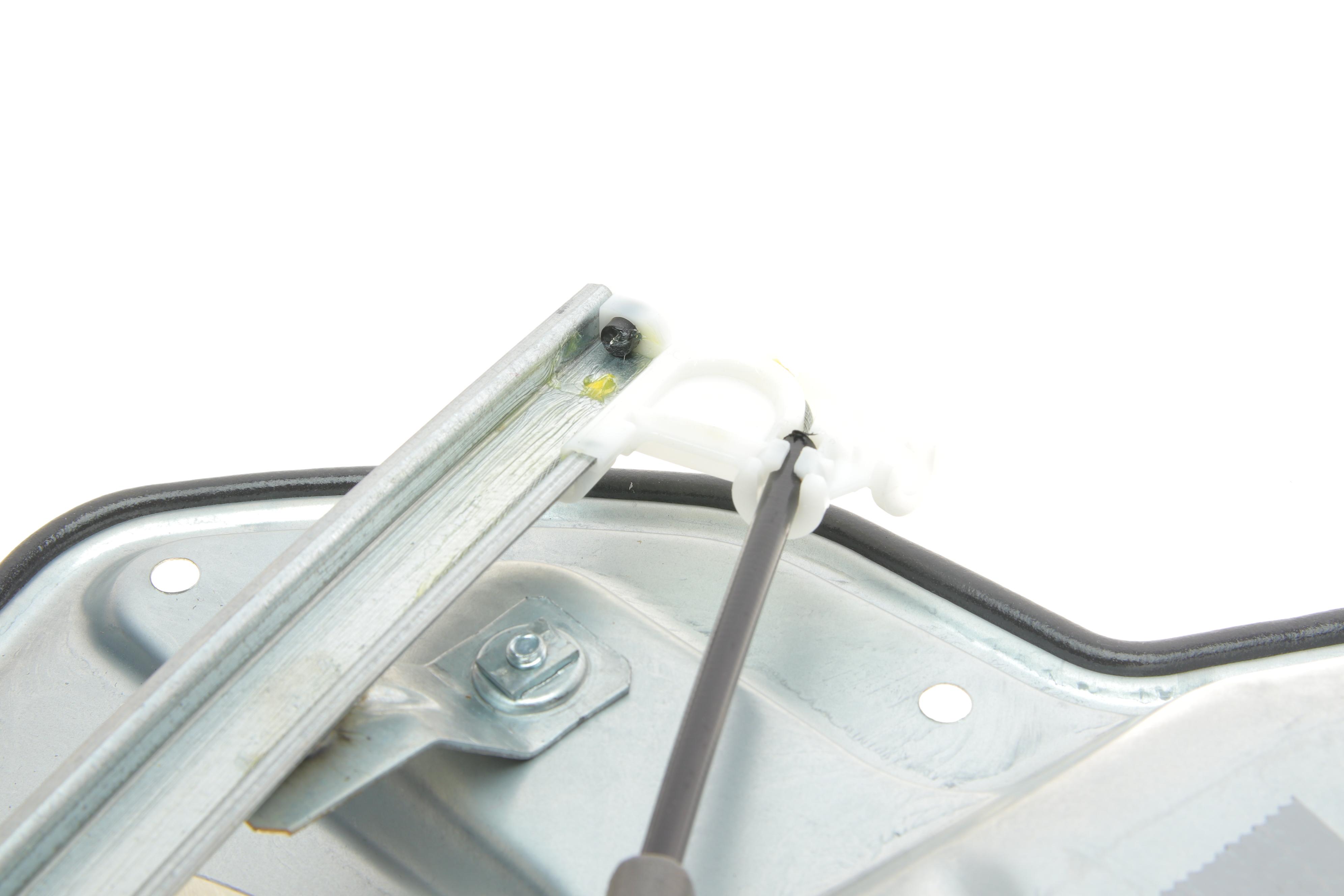 Склопідіймач (передній) Skoda Octavia 04-13 (L) (електро) (без моторчика) (з пластиною)