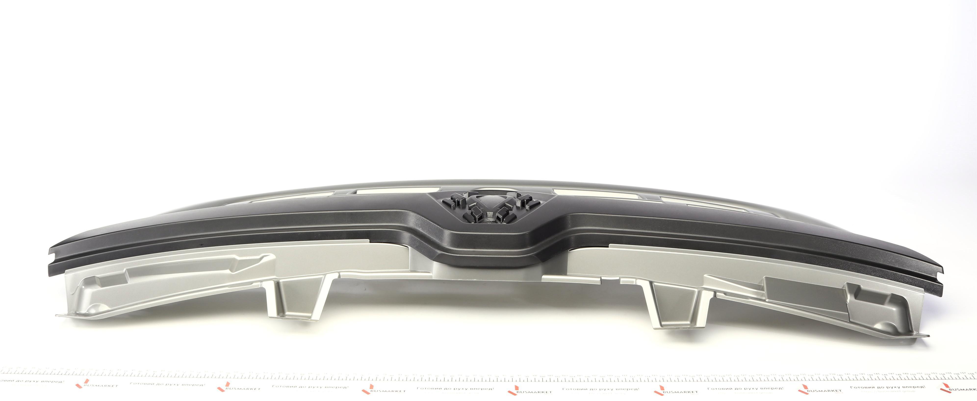 Решітка радіатора Renault Master 14-