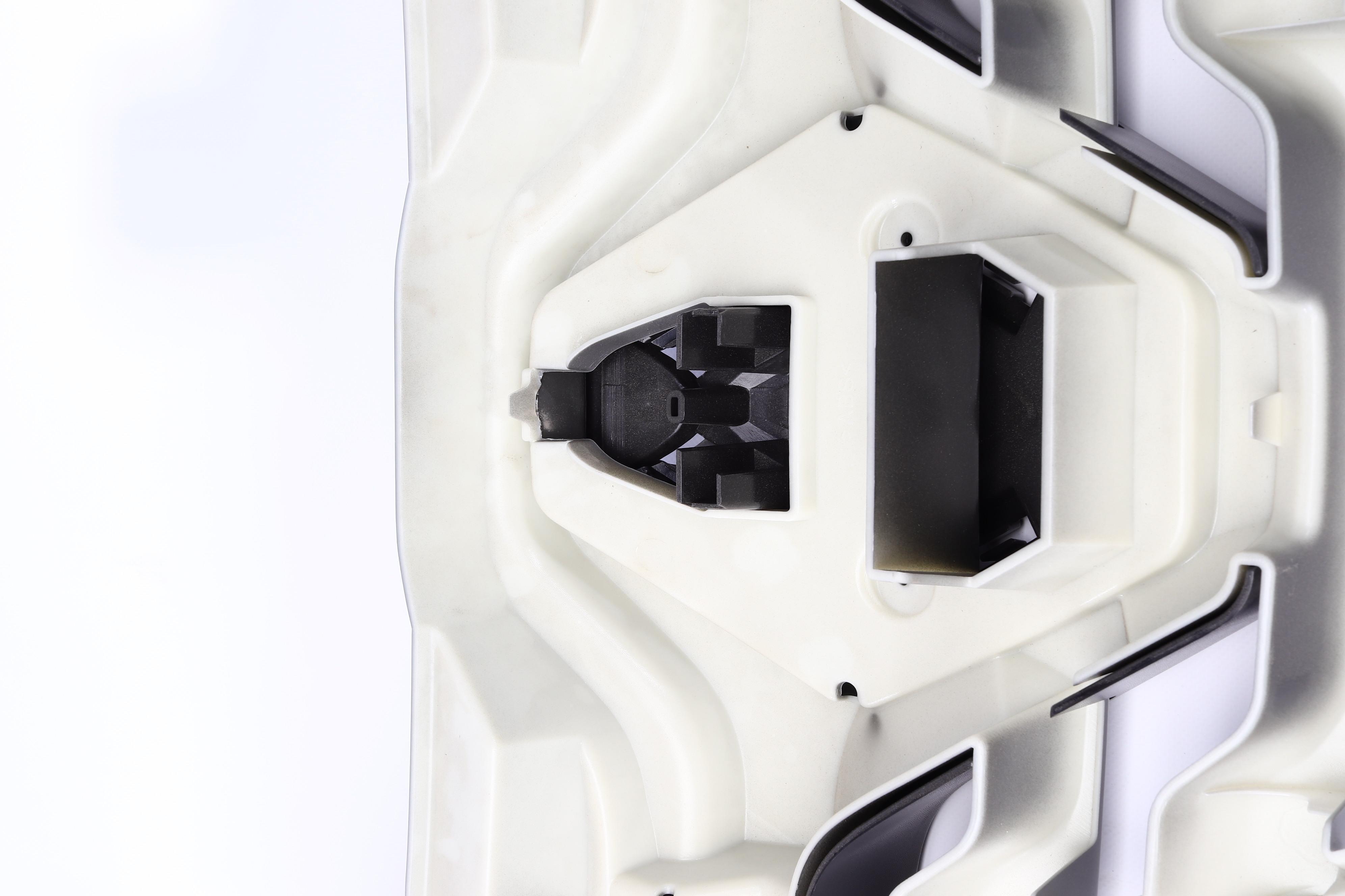 Решітка радіатора Renault Master 14-