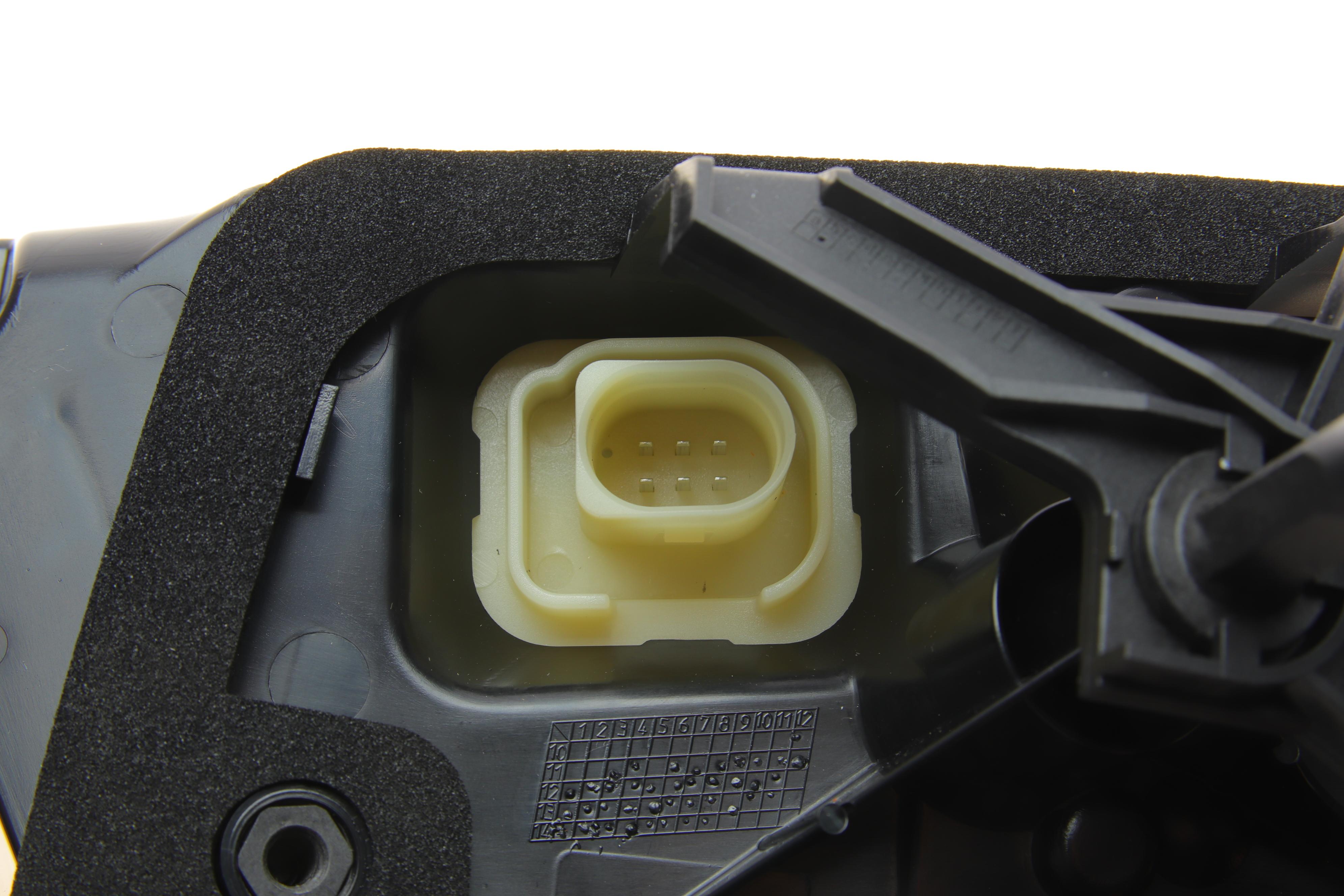 Ліхтар задній Audi A6 11-14 (L)