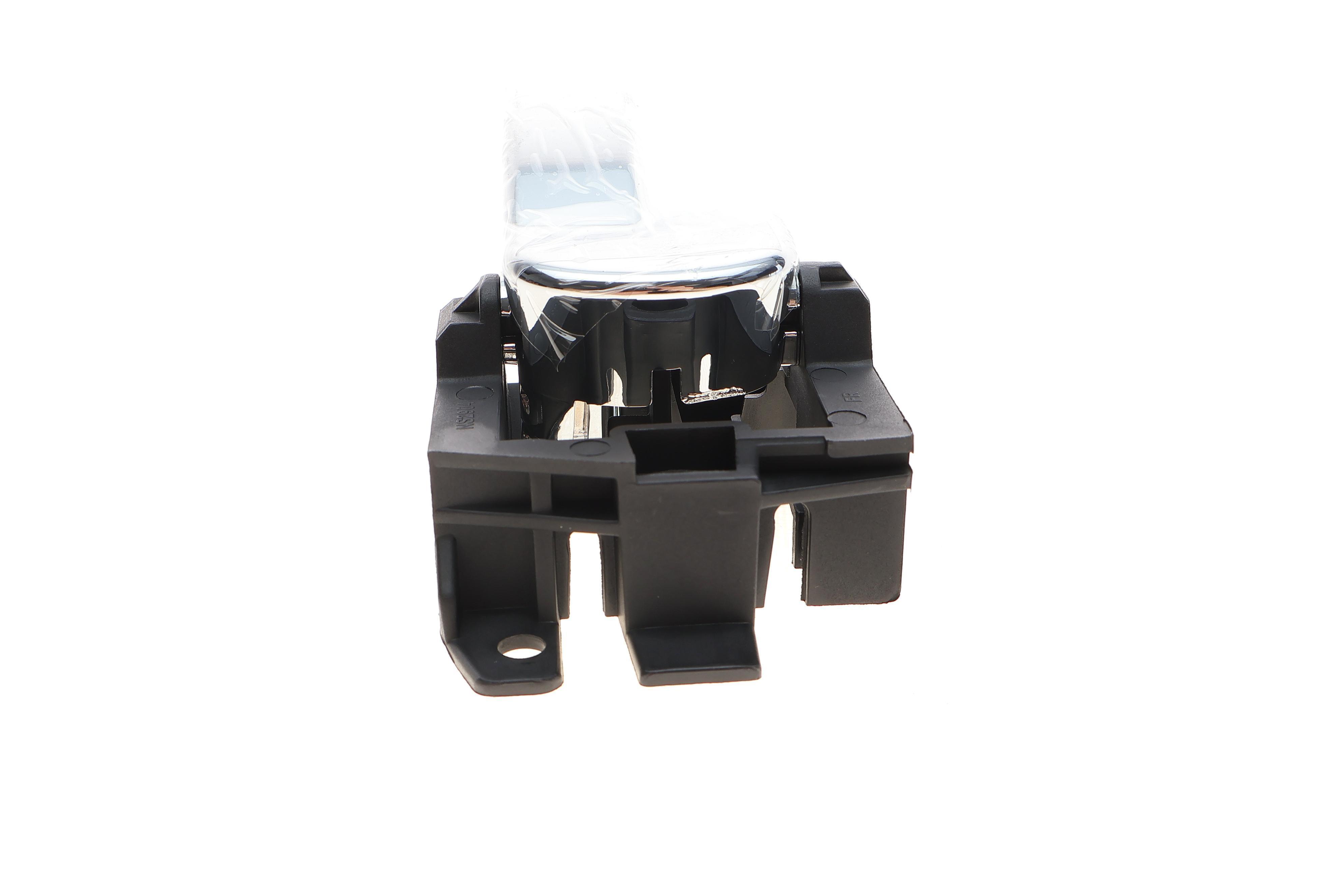 Ручка дверей (передніх/задній/внутрішня) Nissan Qashqai 07-13 (R)