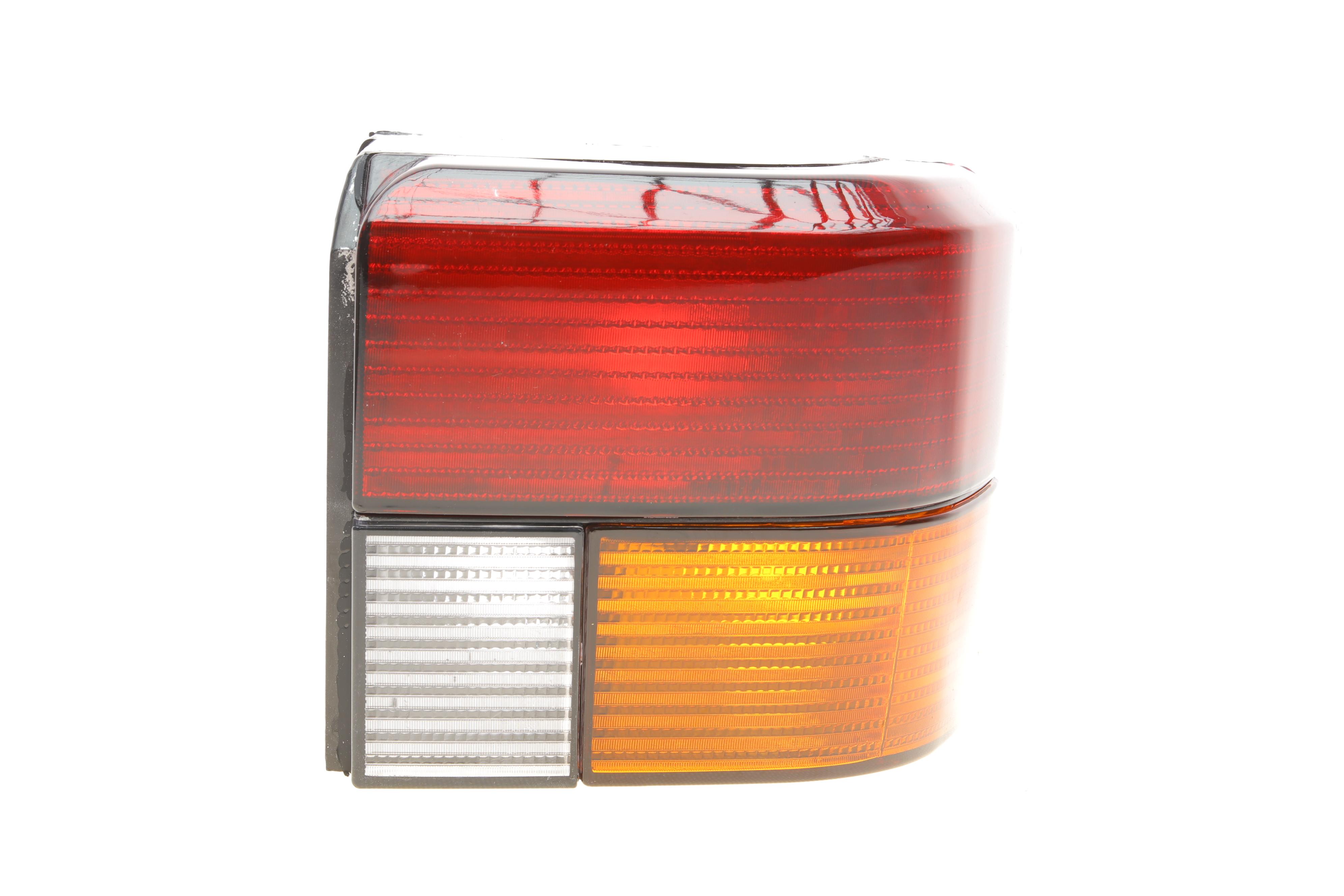 Ліхтар задній VW T4 90-96 (R) (жовтий поворот)