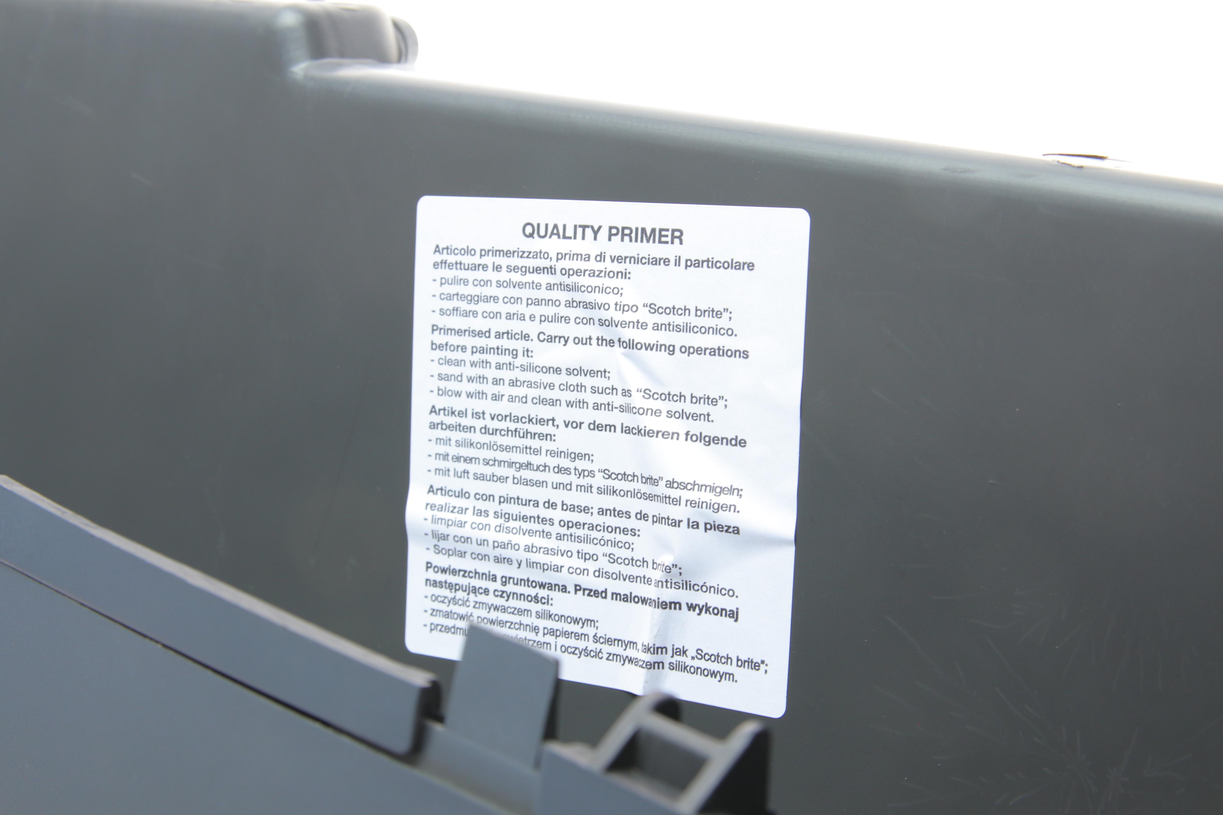 Бампер (задній) Opel Vivaro/Renault Trafic 01-