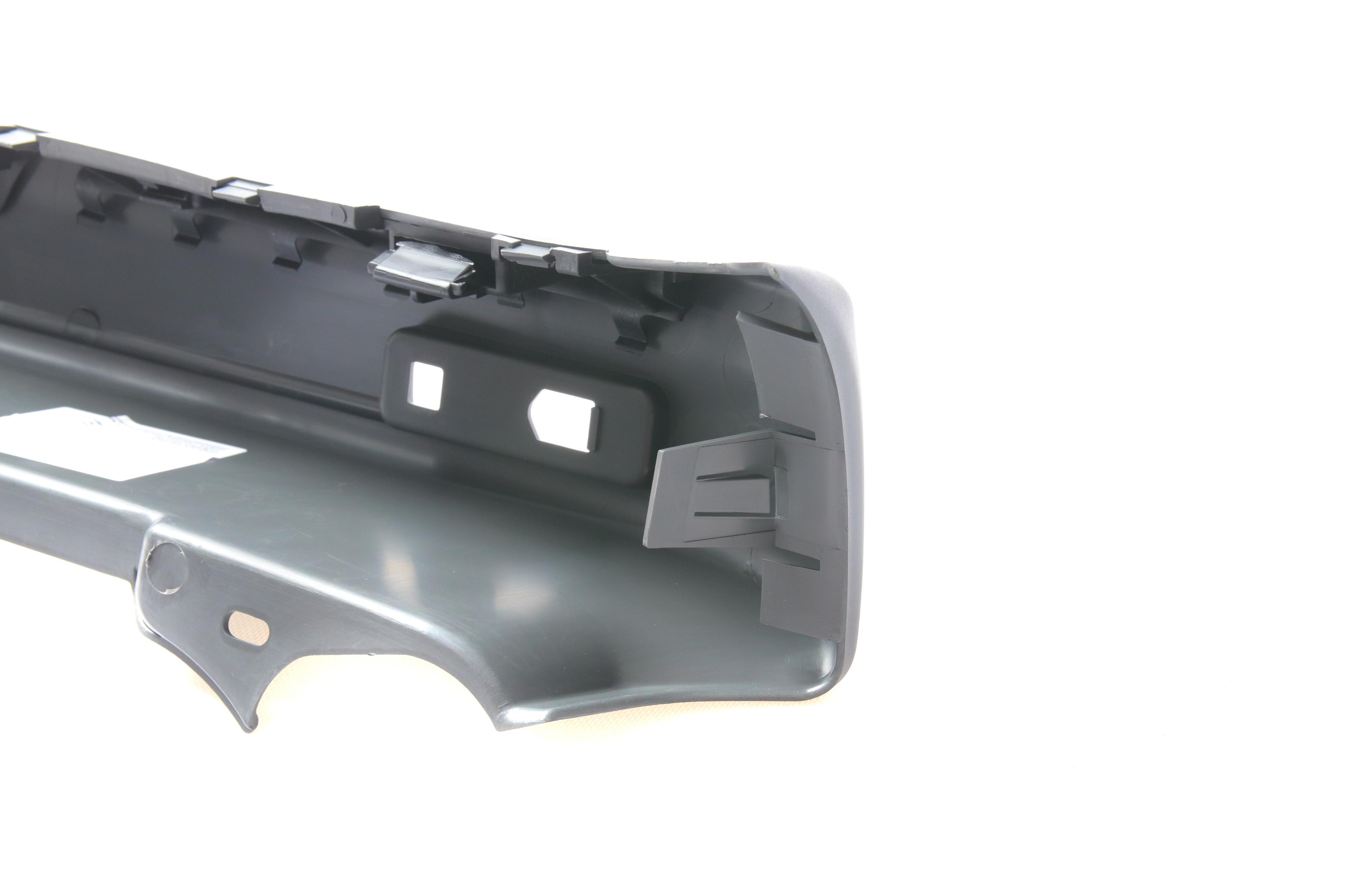 Бампер (задній) Opel Vivaro/Renault Trafic 01-