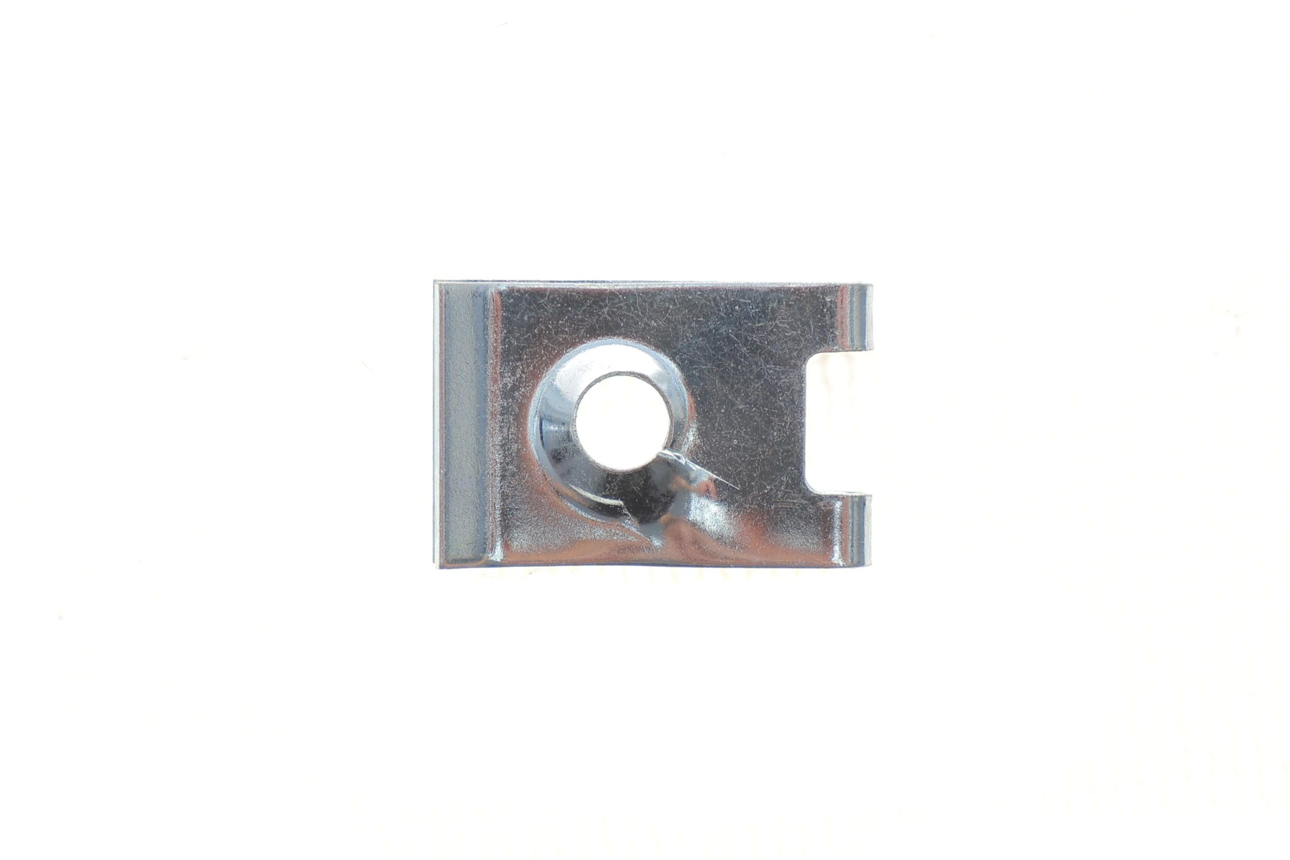 Гайка пластична кріплення елементів шумоізоляції BMW/Ford/MB/Volvo (к-кт 5шт)