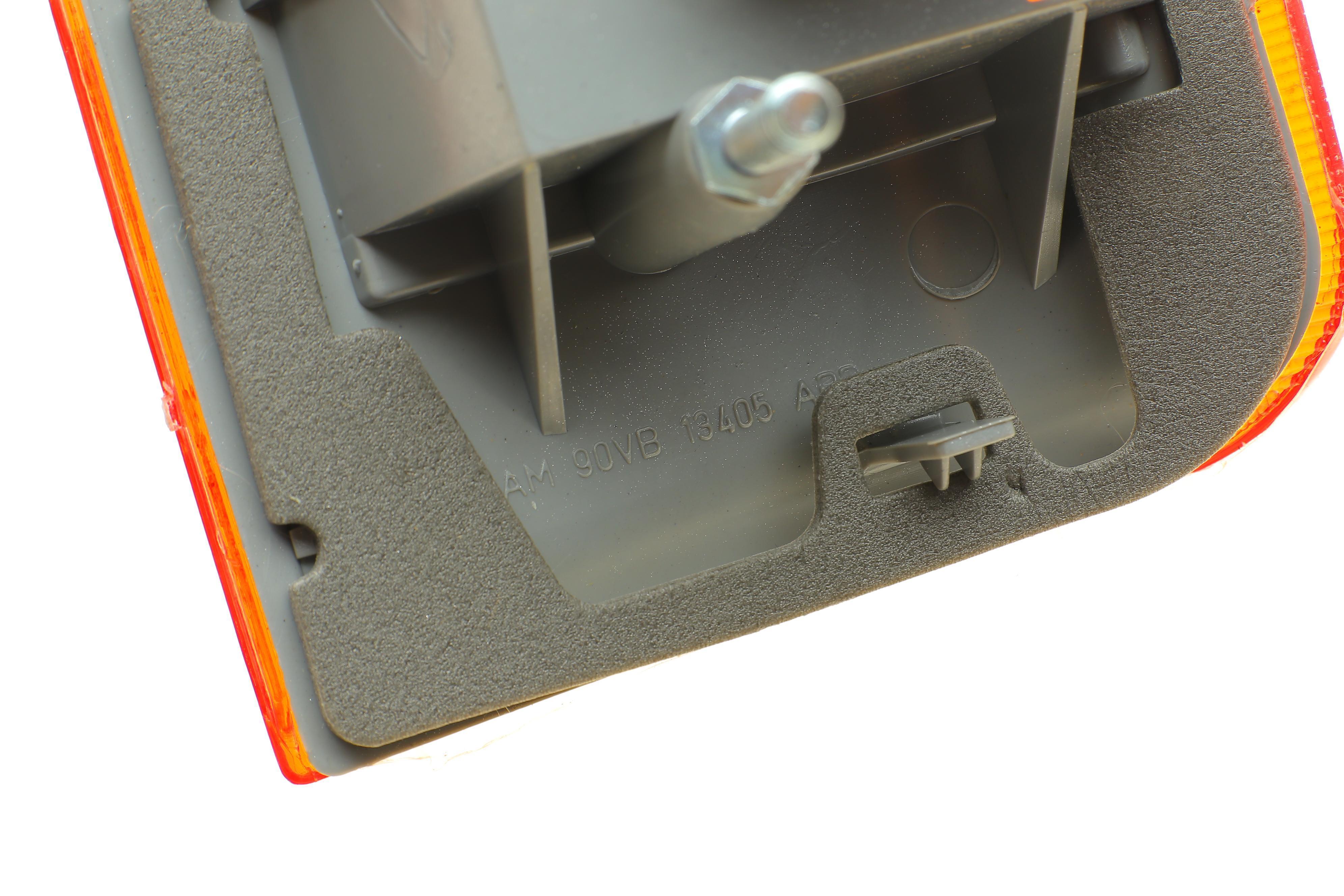 Ліхтар задній Ford Transit 86-99 (L) (без плати)