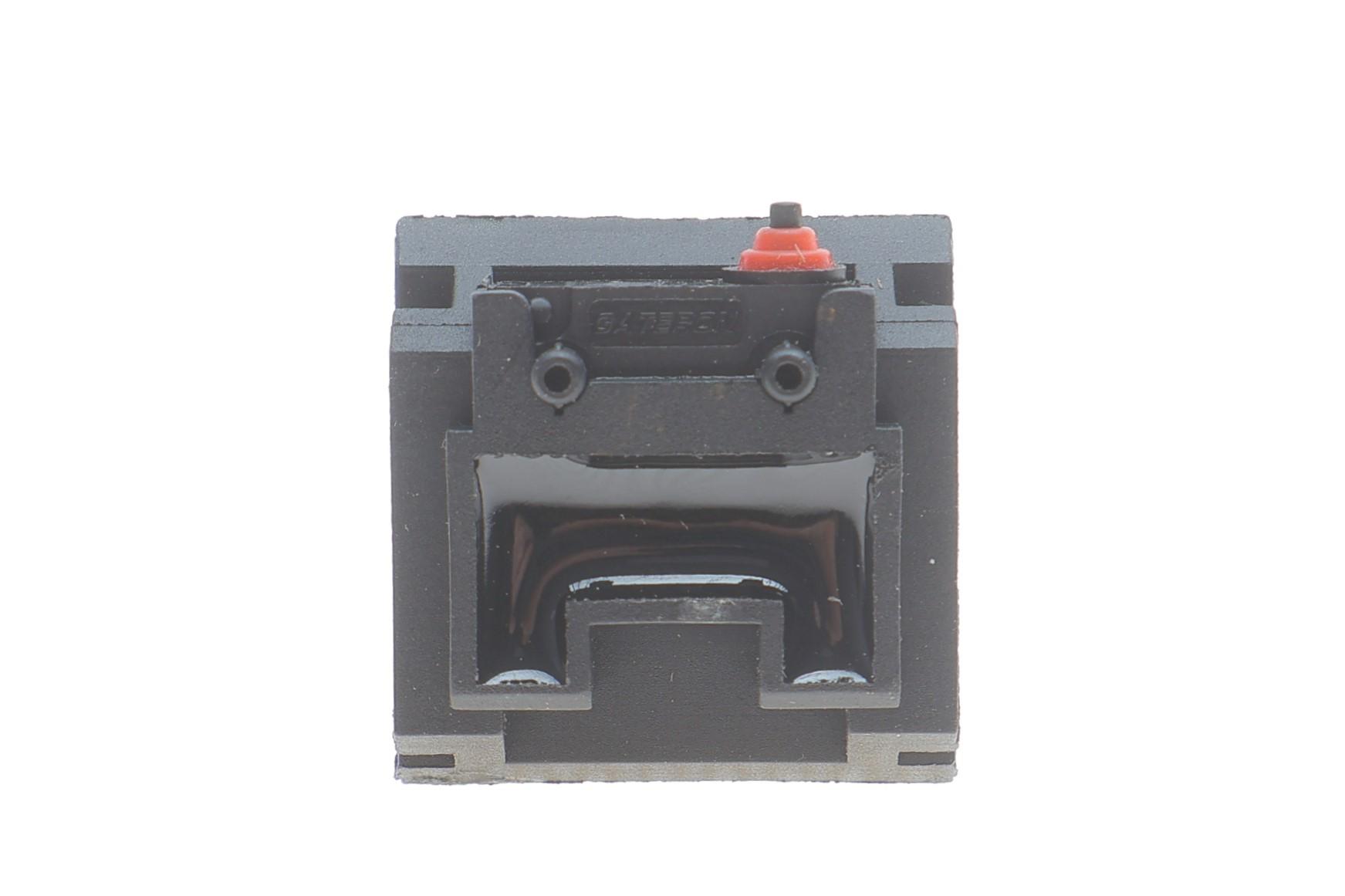 Кнопка відкривання багажника Citroen Berlingo/Peugeot Partner 1.6 HDI 08-