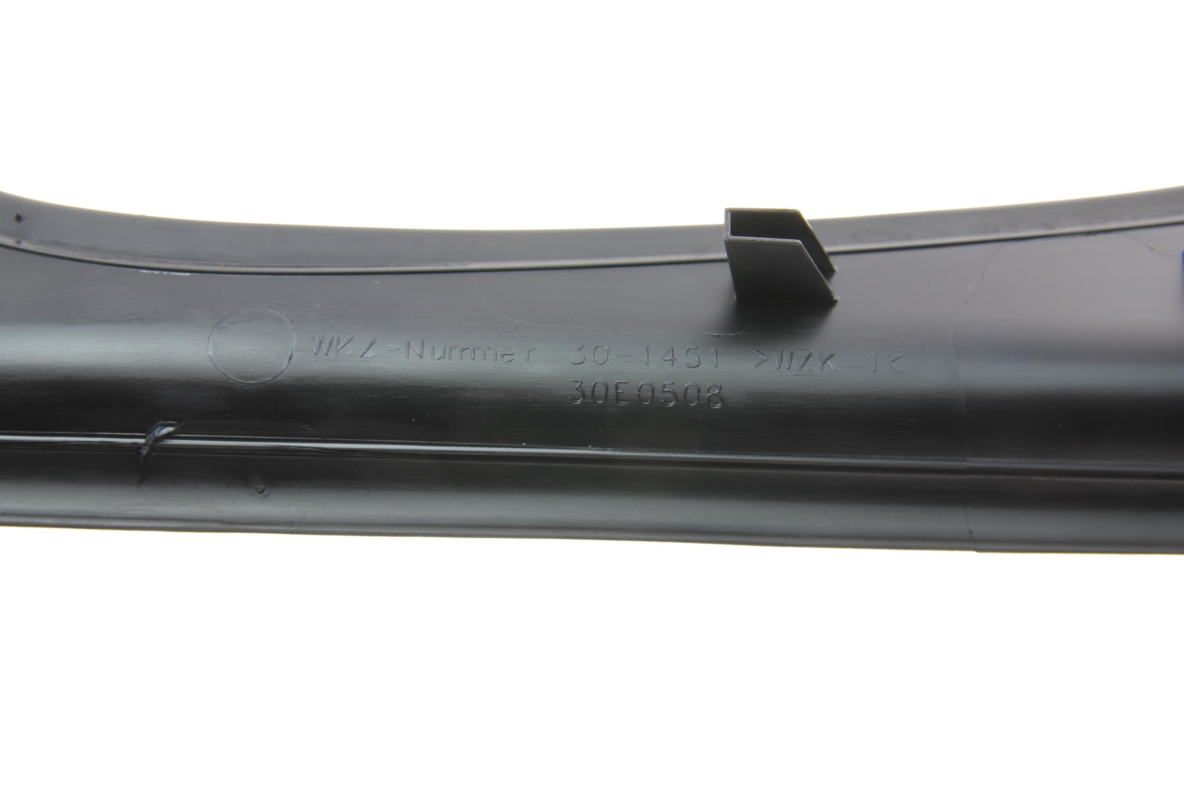 Накладка ліхтаря (заднього) BMW 5 (G30) 16- (R)