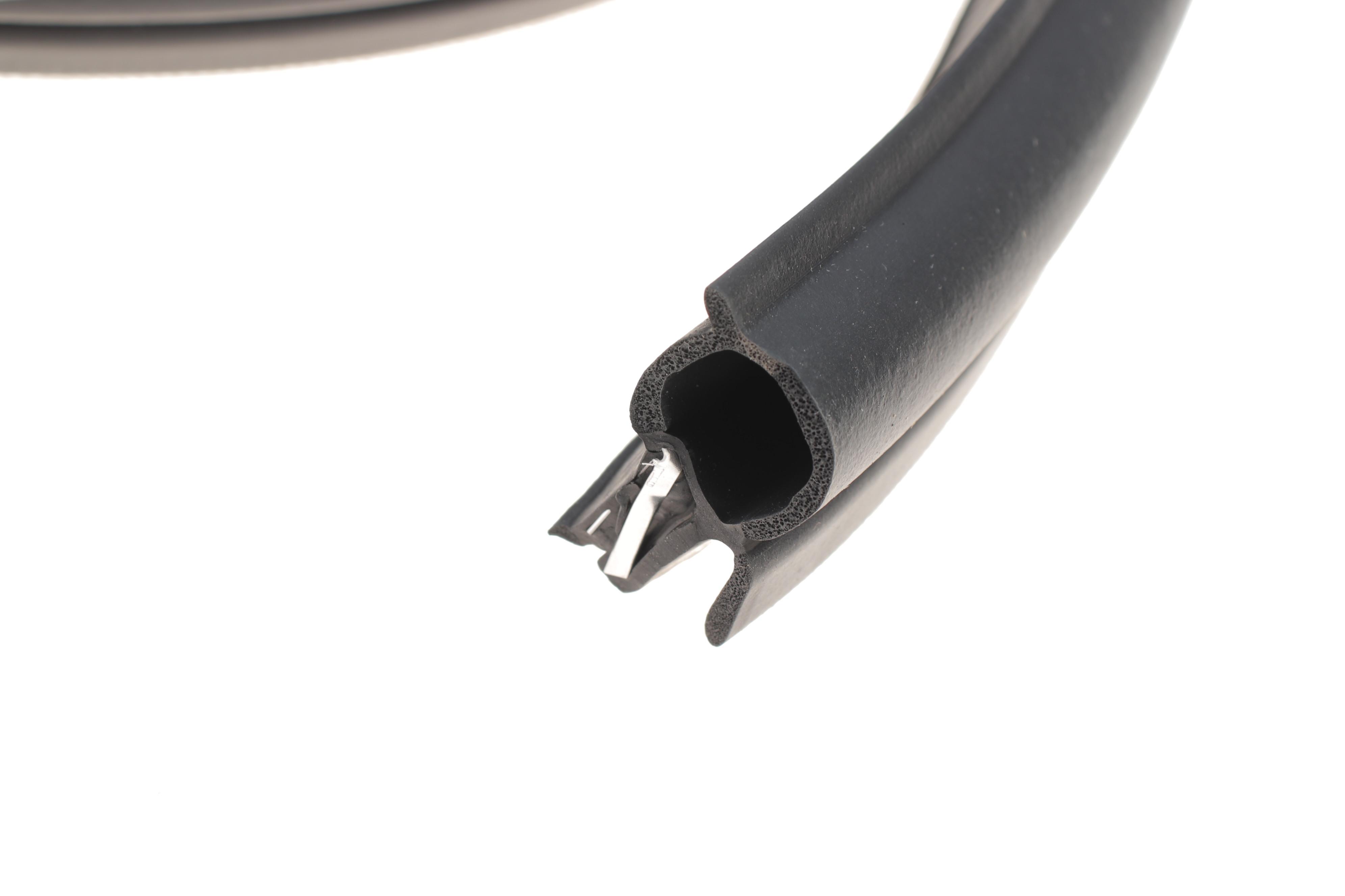 Ущільнювач дверей (задніх) Opel Vivaro/ Renault Trafic 01-14 (ляда)