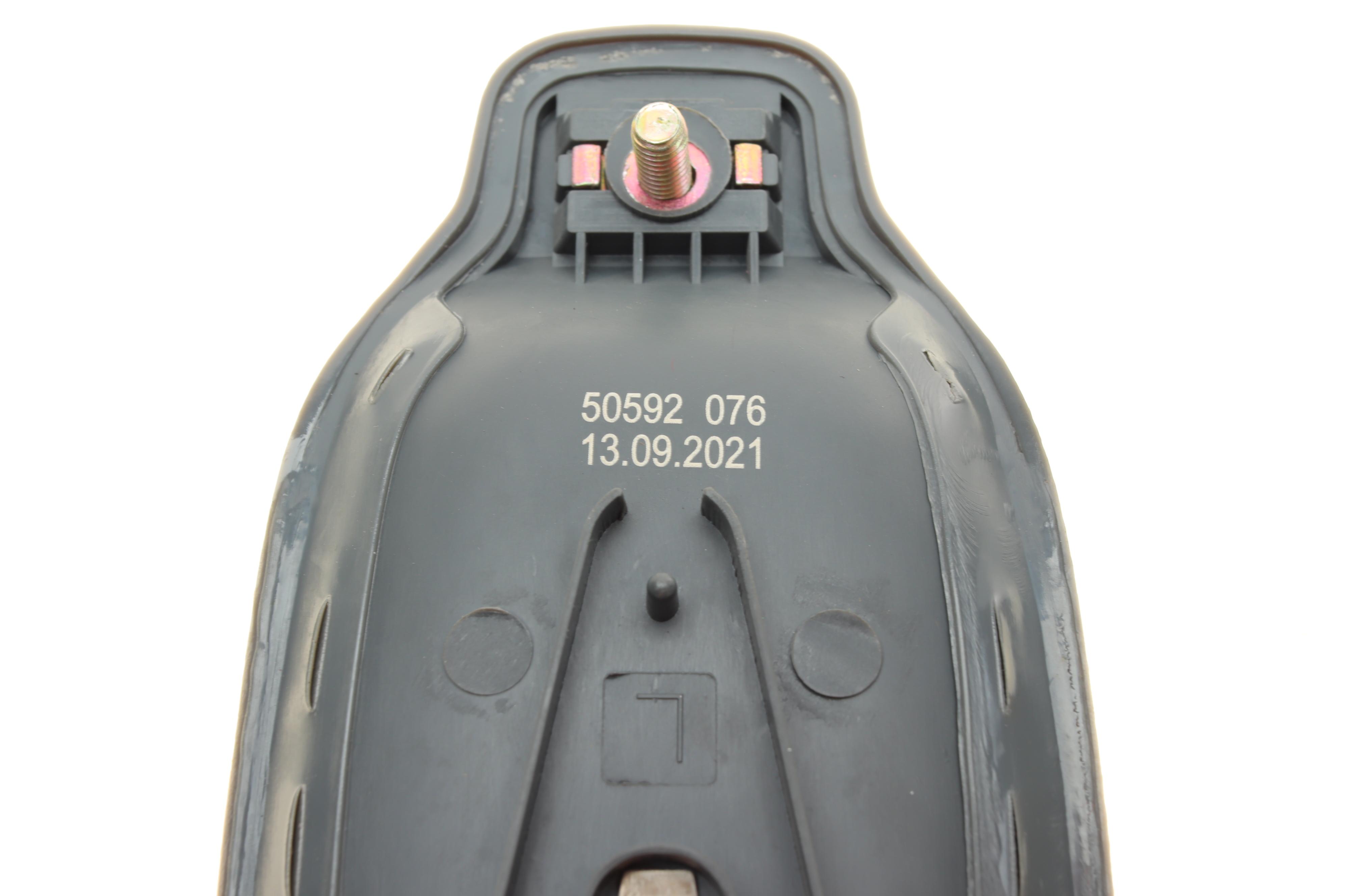 Ручка дверей (передніх/ззовні) (L) Iveco Daily II 92-99