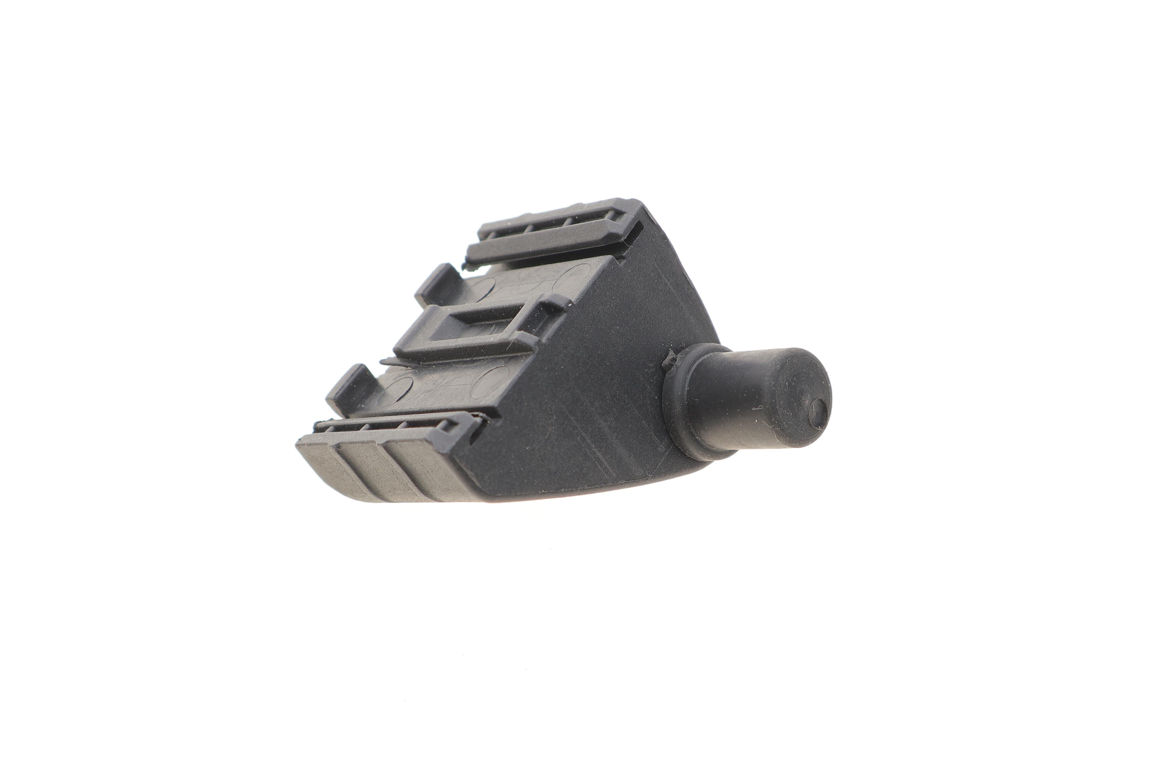 Кріплення полиці багажника VW Caddy 04-20 (L)