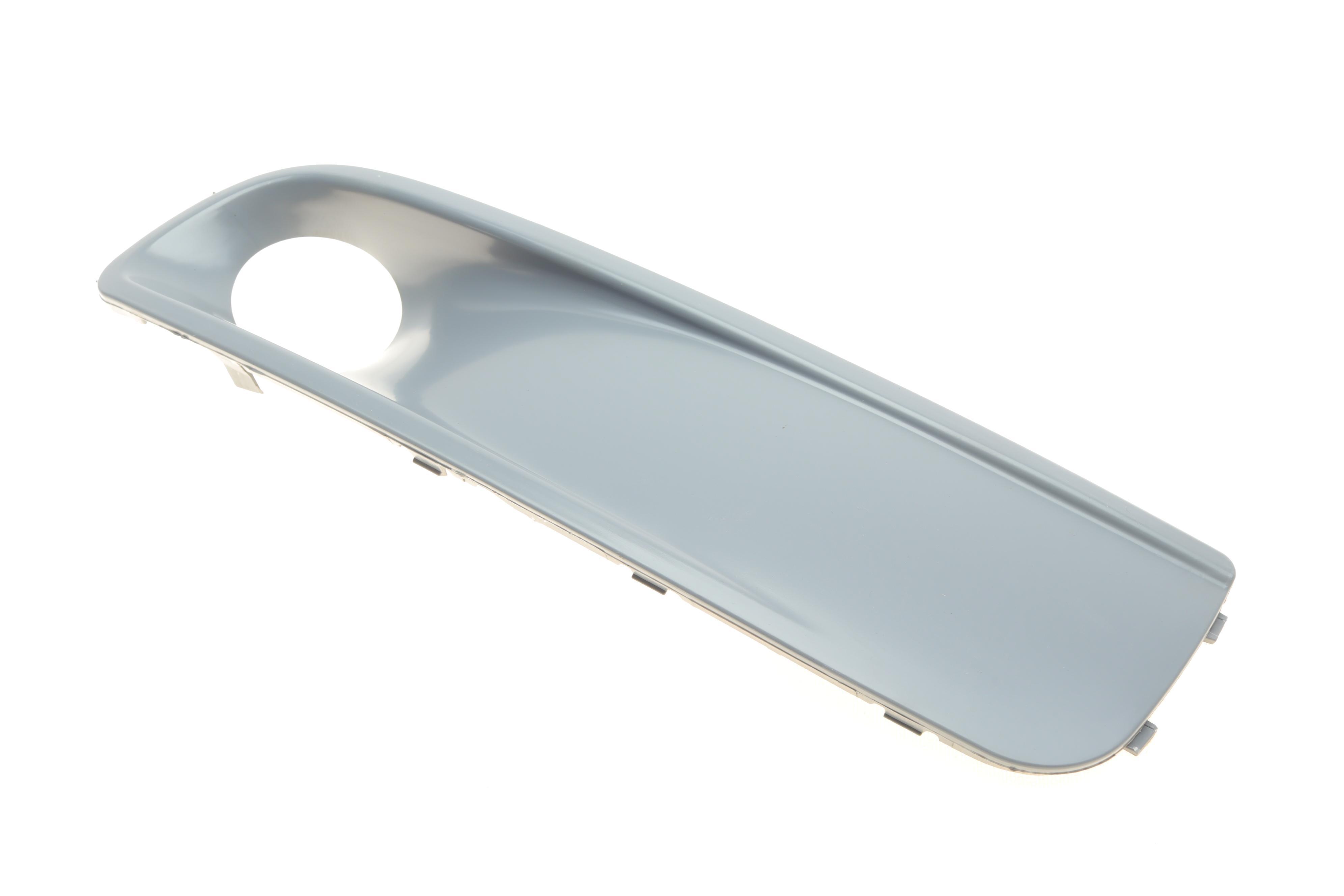 Вставка бампера (під протитуманку) VW T5 03-10 (L)