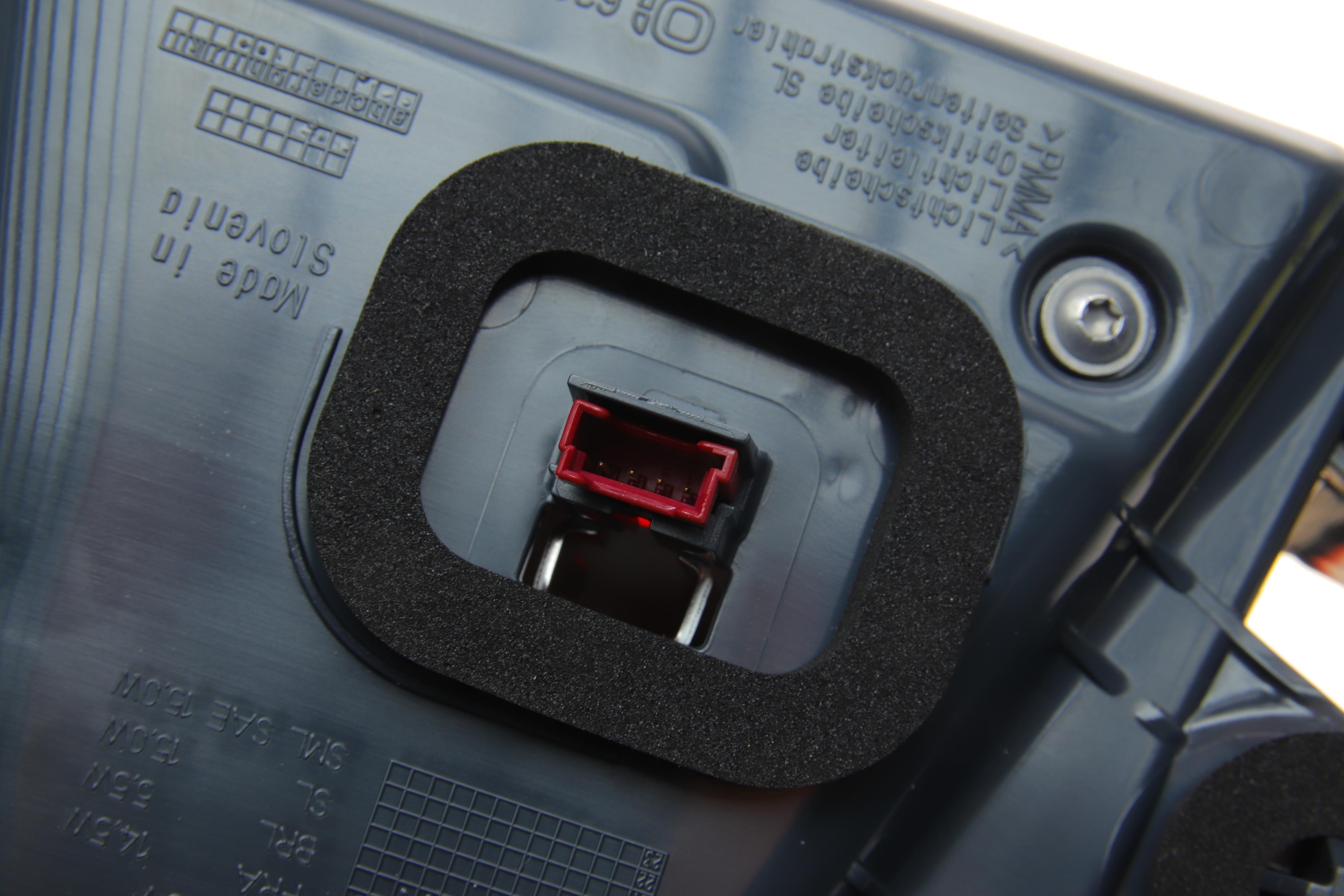 Ліхтар задній BMW 5 (G30/F90) 17-20 (L)