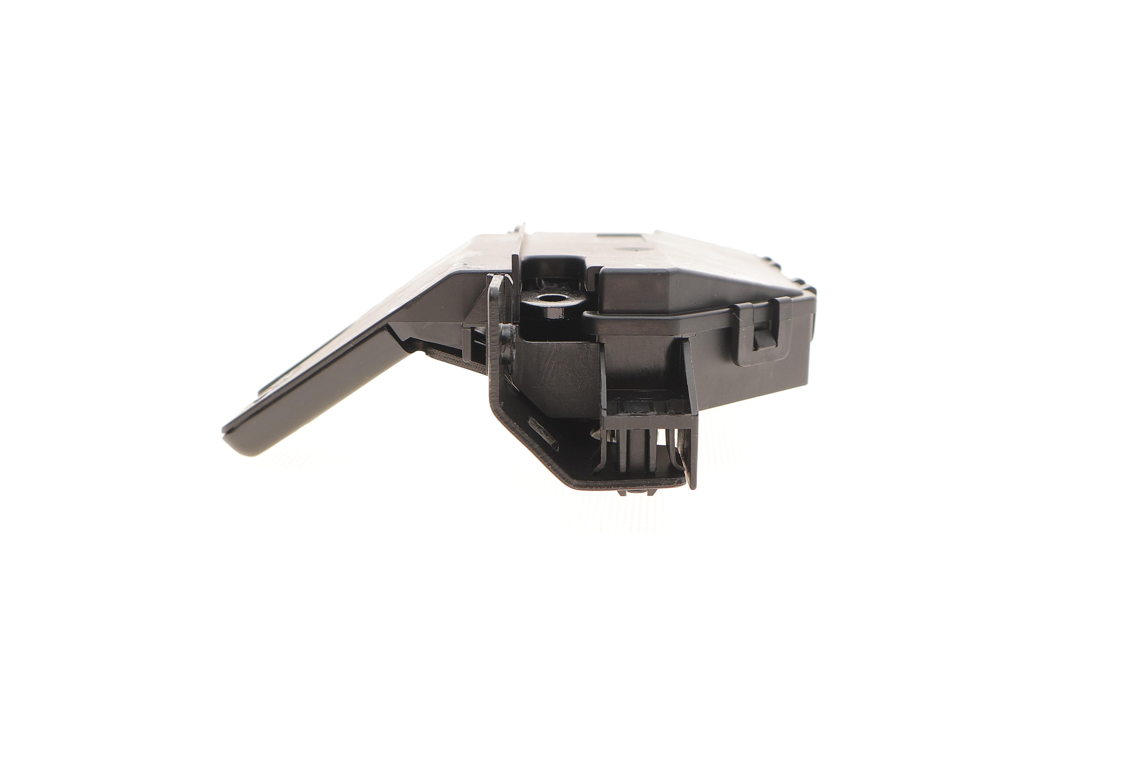 Замок кришки багажника BMW 3 (E46)/5 (E60) 98-10