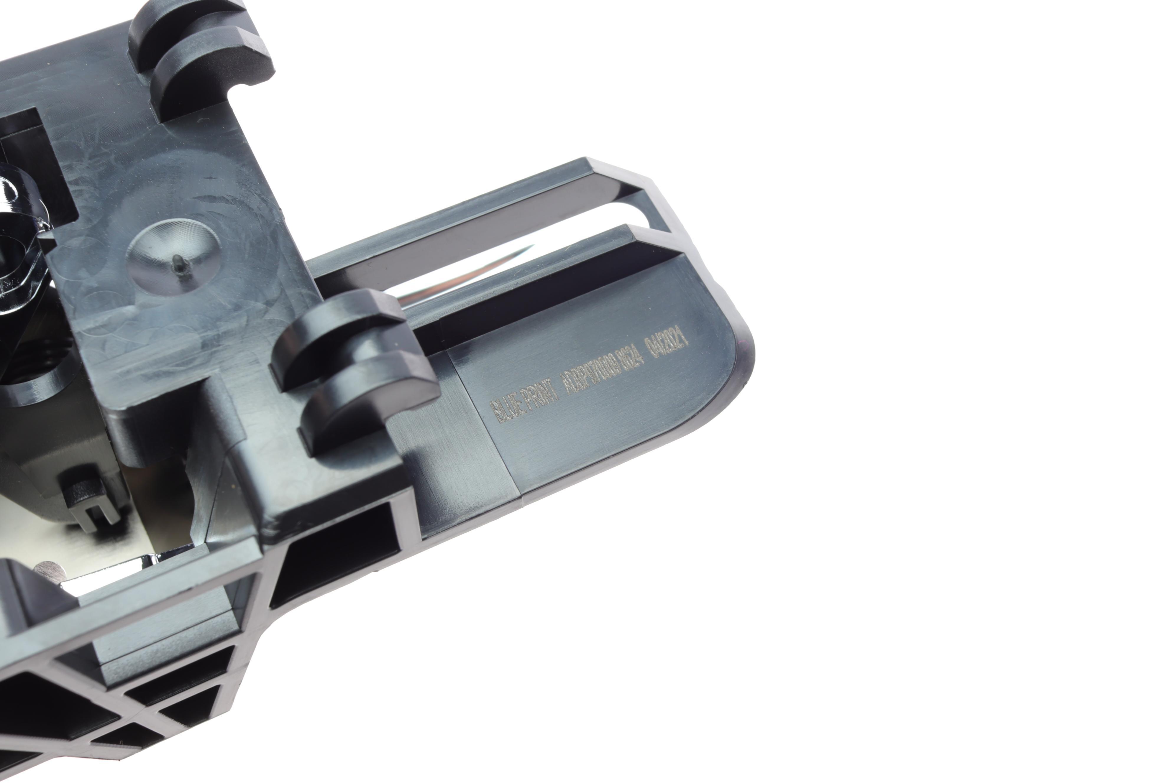 Ручка дверей (L) Nissan Qashqai 06-13