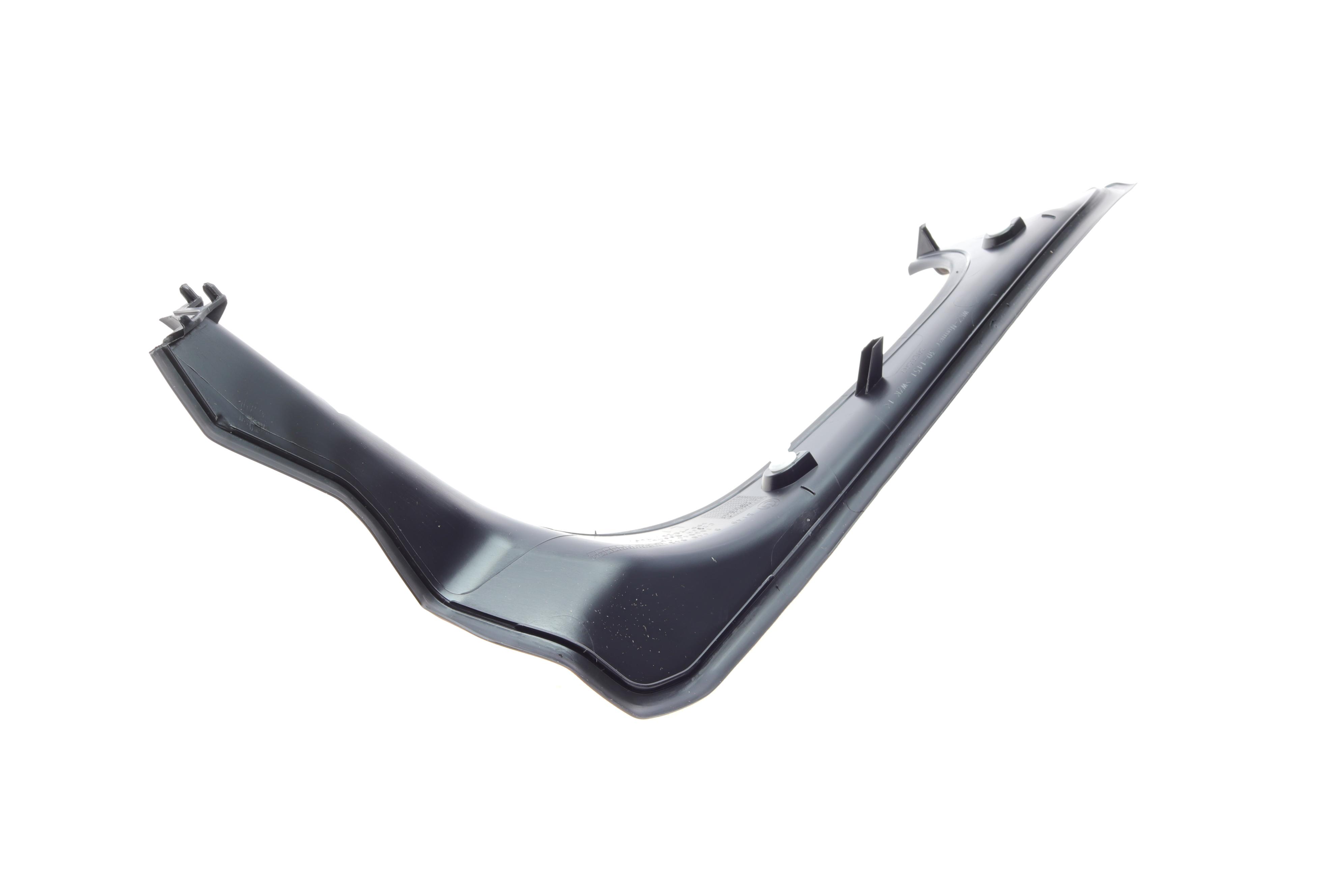 Накладка ліхтаря (заднього) BMW 5 (G30) 16- (L)