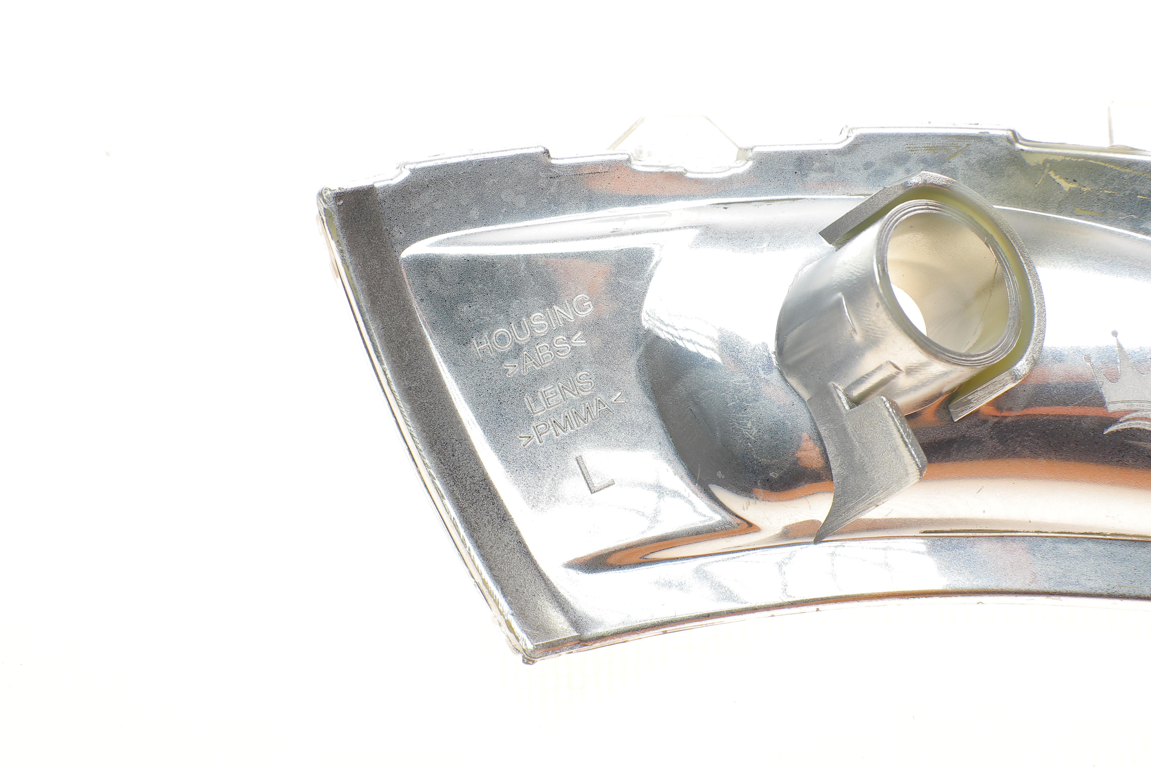 Повторювач повороту на дзеркало Renault Clio 12- (L)