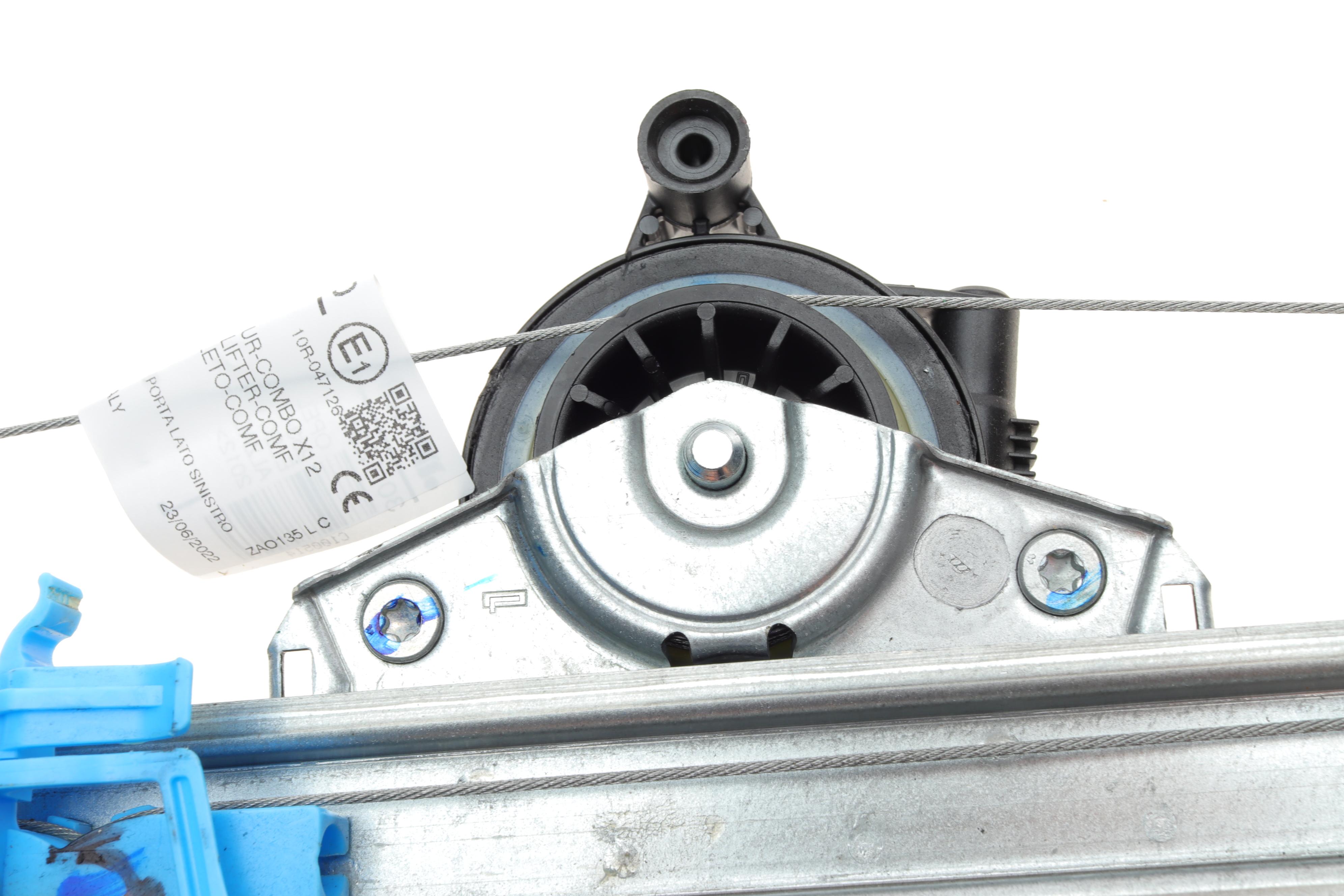 Склопідіймач (задній) Fiat Doblo/Opel Combo 10- (L) (електро) (з моторчиком)