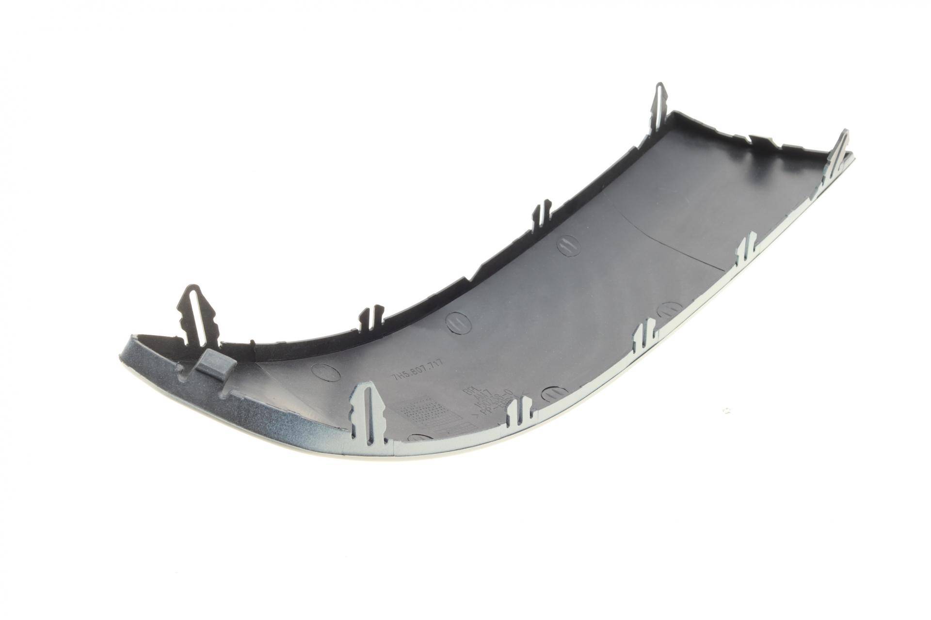 Накладка бампера (переднього) VW T5 03-10 (L)