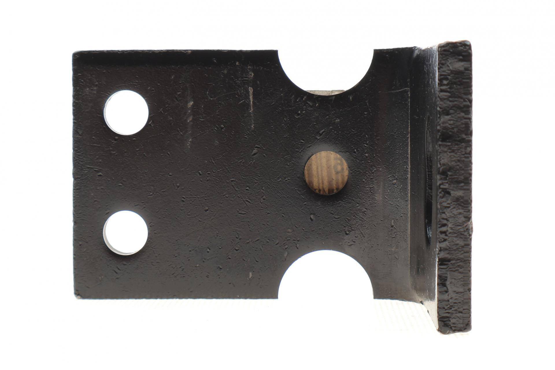 Кронштейн кріплення кабіни MB Vario 96-