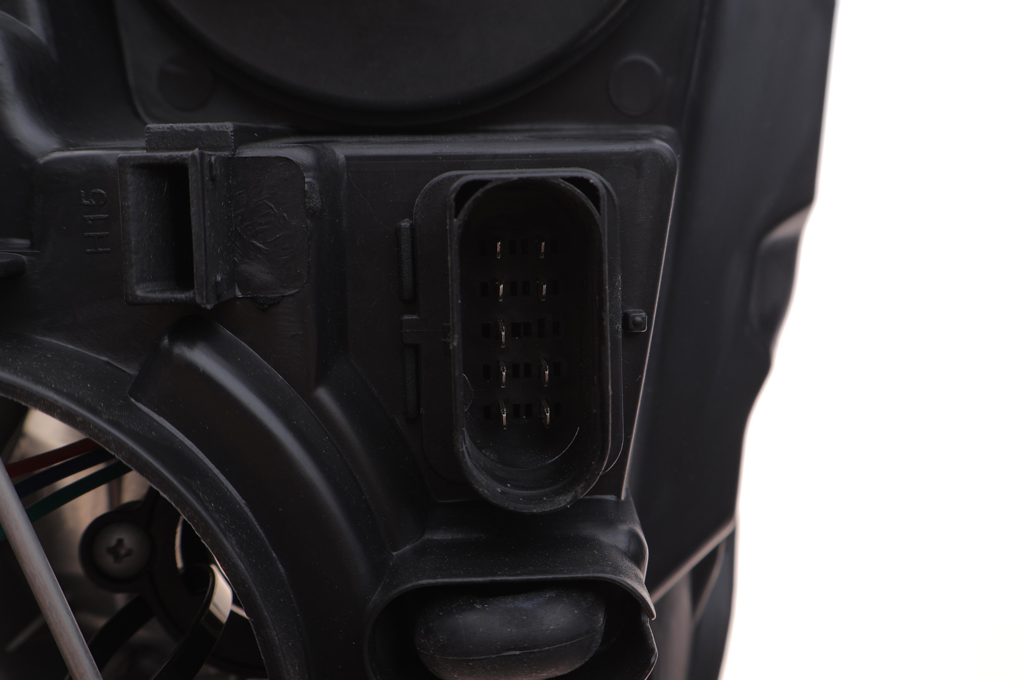 Фара (L) Ford Transit Custom 12-