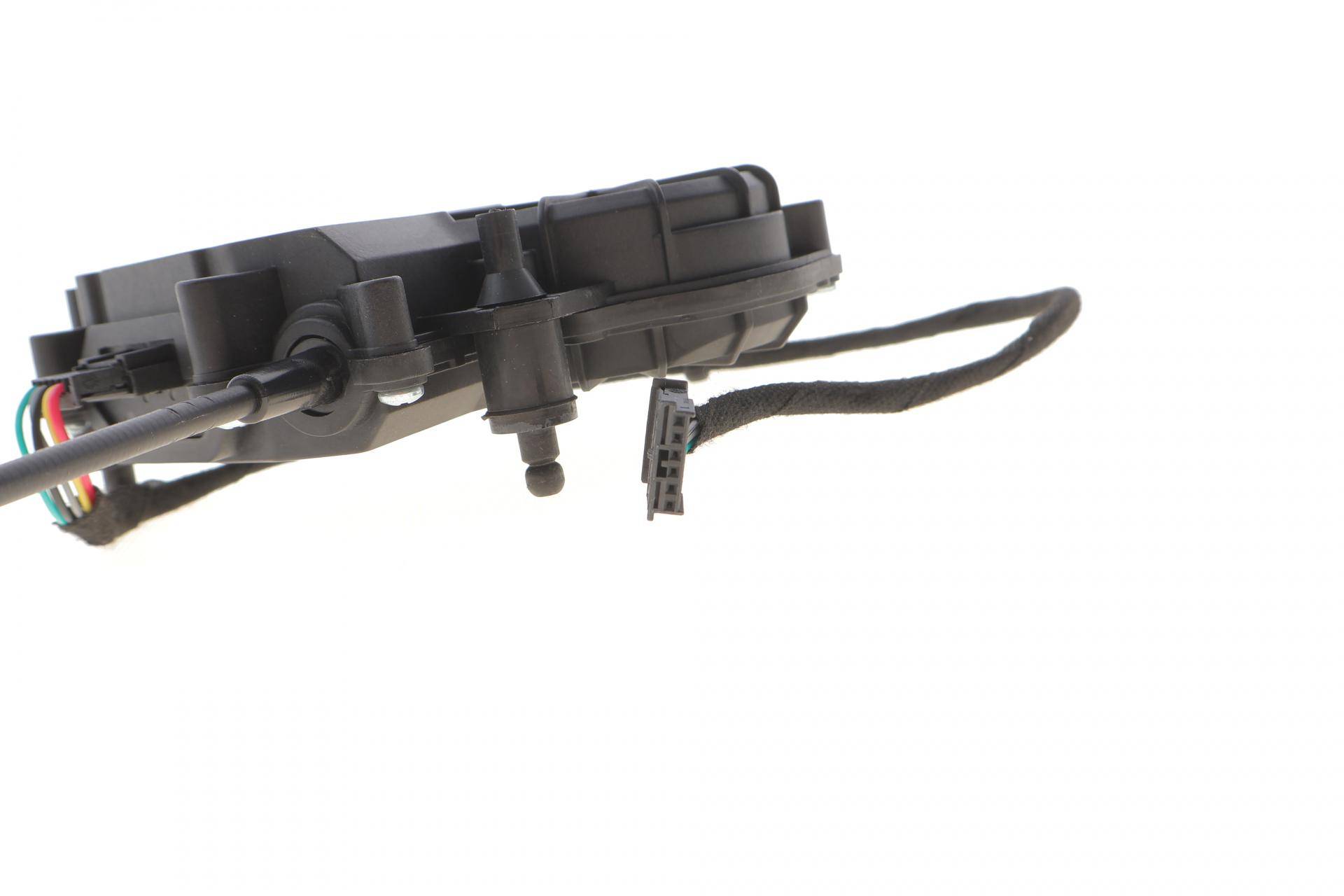 Привід замка кришки багажника BMW 5 (G30/F90) 16-/X3 (G01/F97/G08) 17-