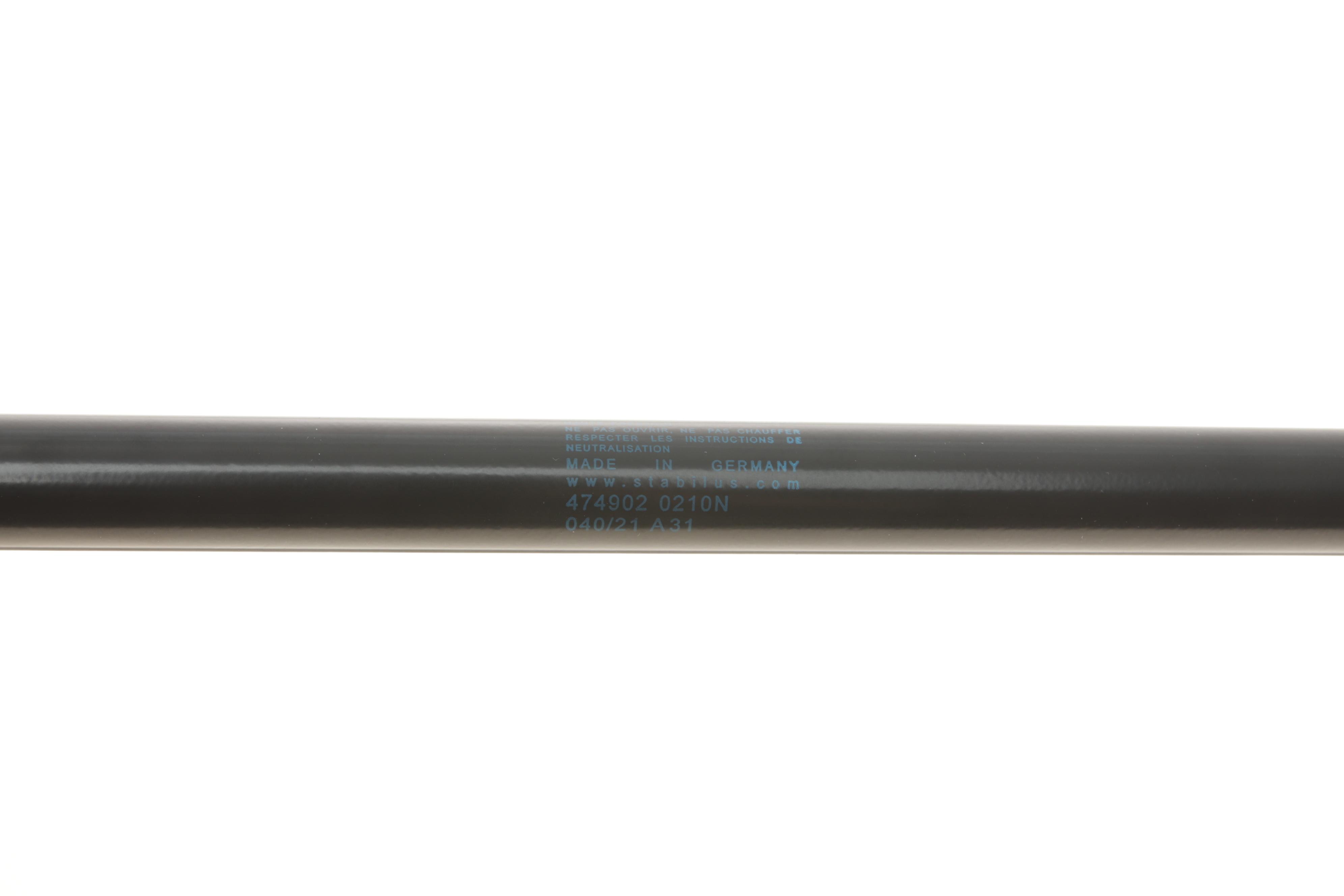 Амортизатор капоту Audi Q3 11-18