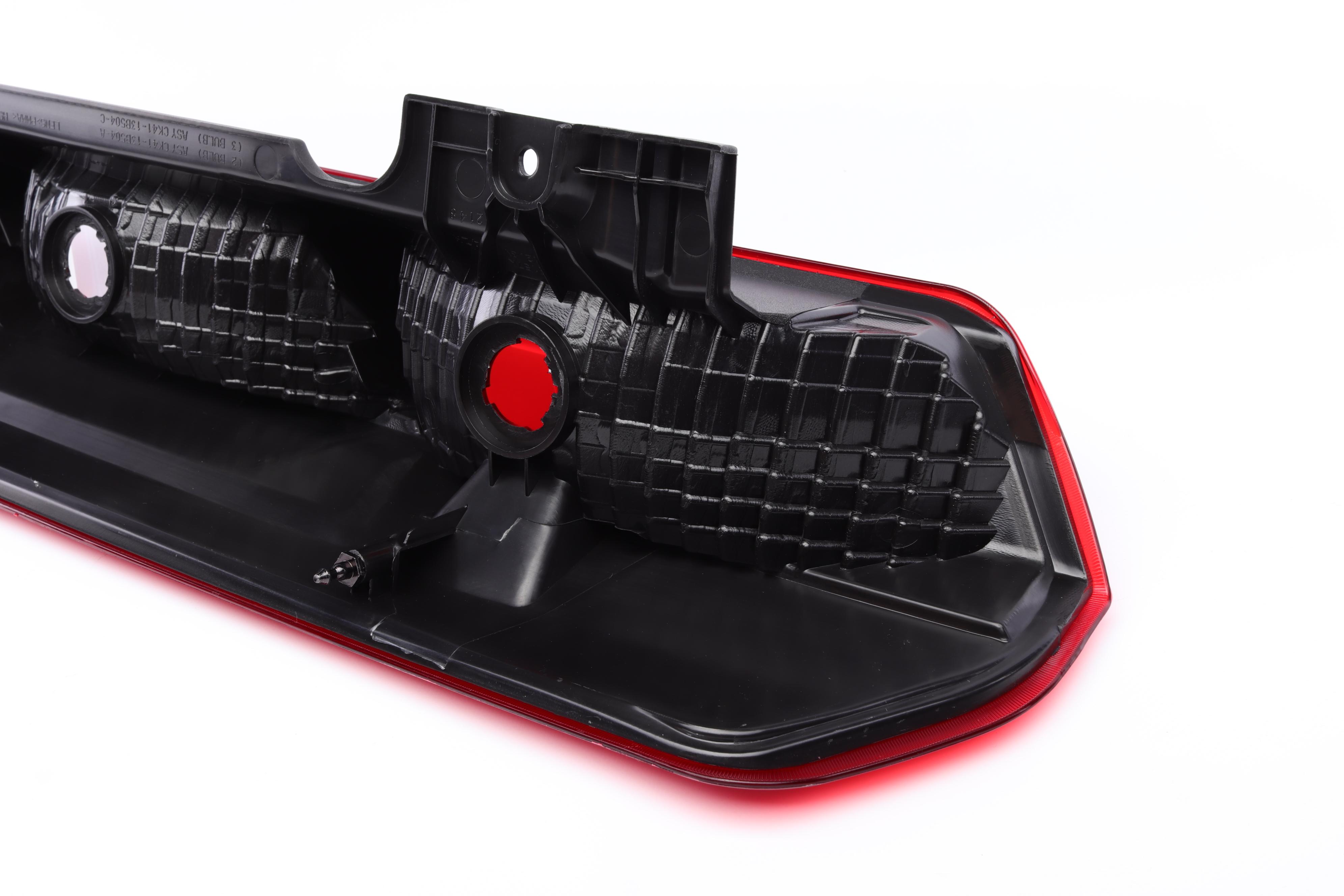 Ліхтар задній Ford Transit 14- (L)