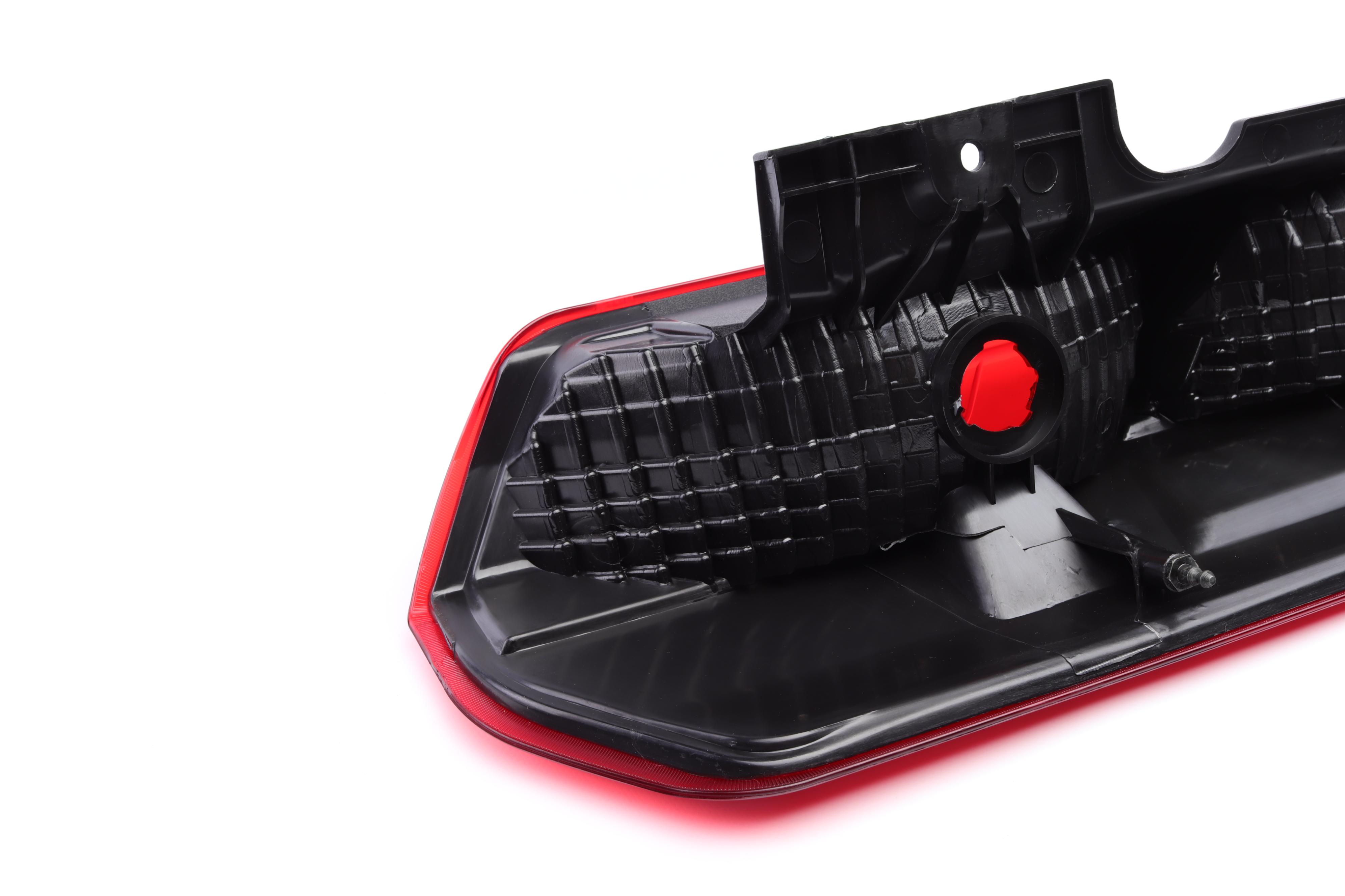 Ліхтар задній Ford Transit 14- (R)