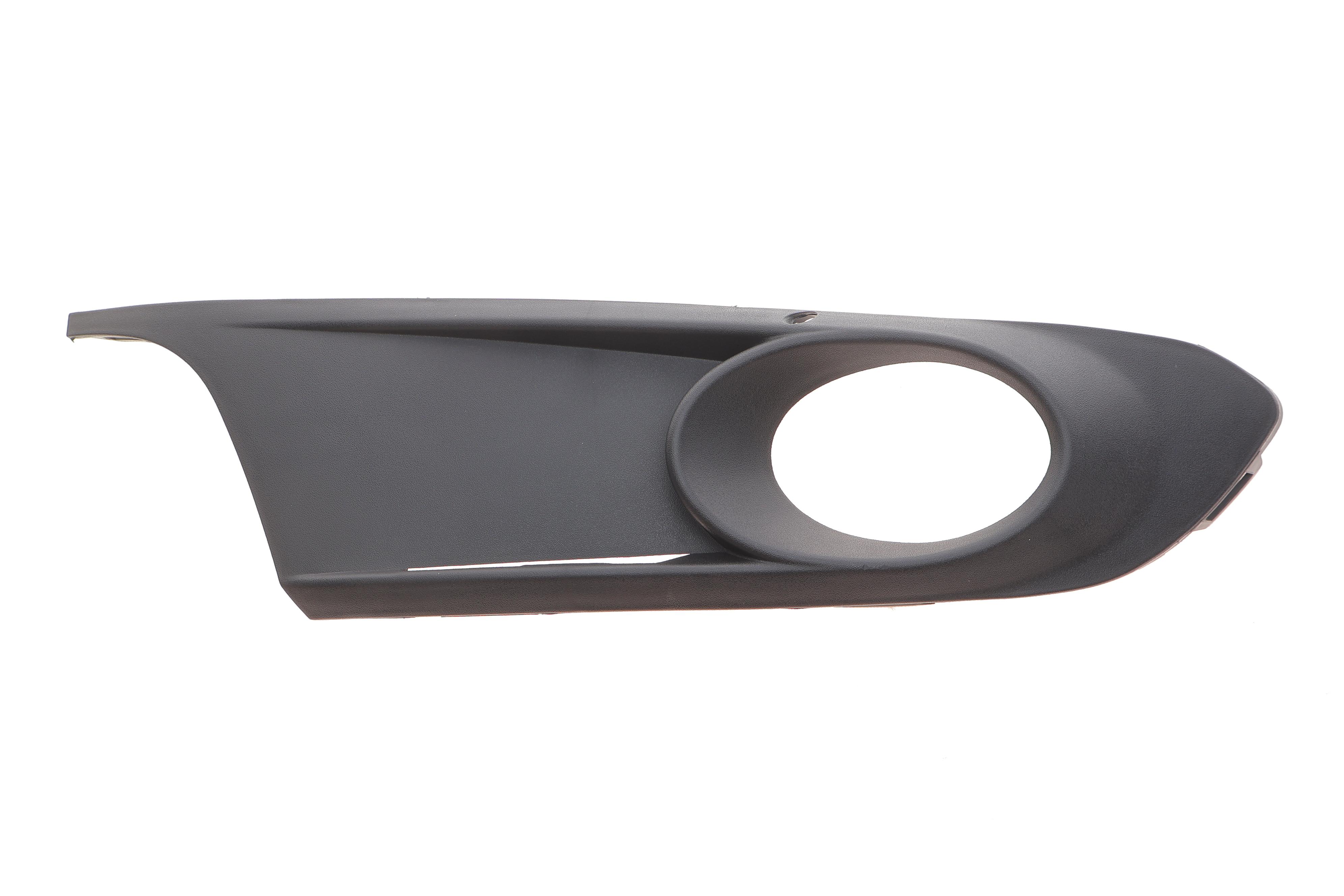 Вставка бампера (під протитуманку) VW Jetta 11-14 (R)