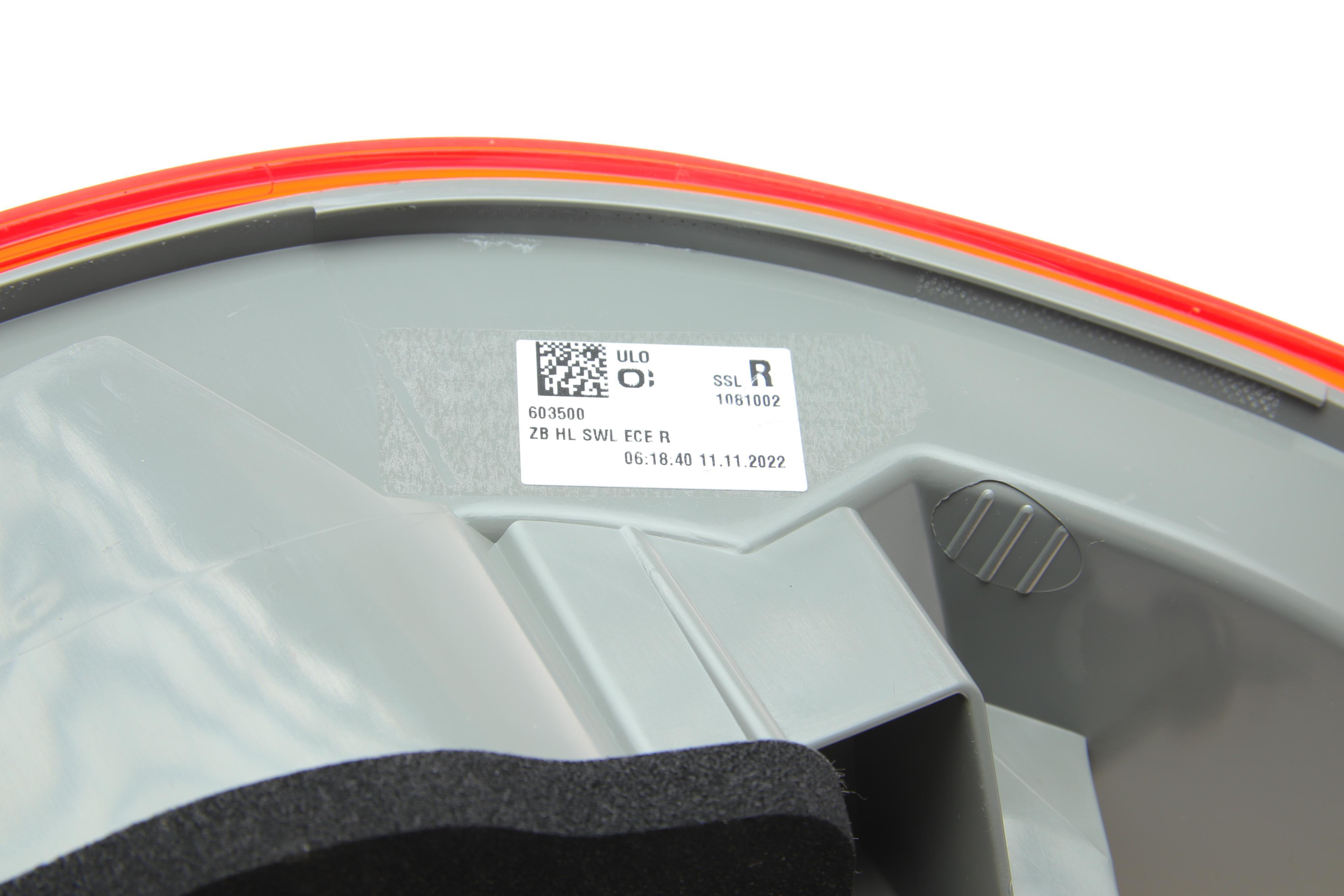 Ліхтар задній BMW 3 (E93) 10-13 (R)