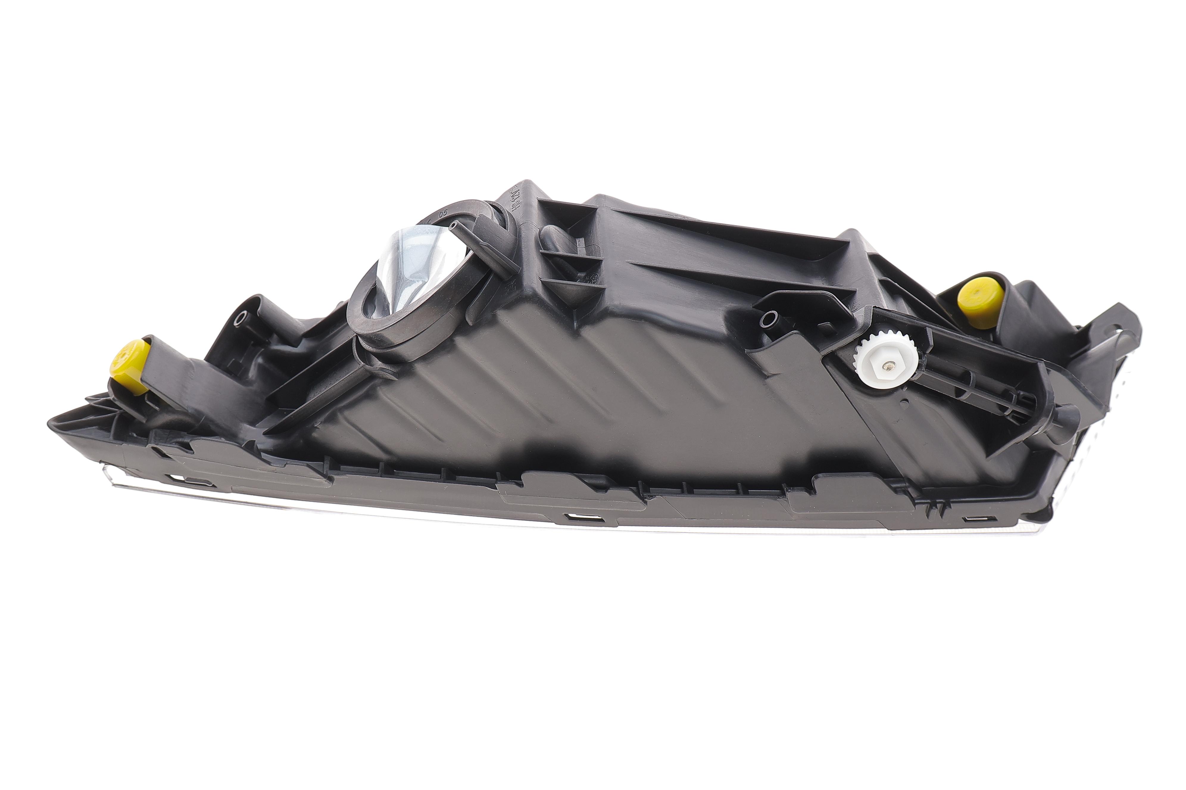 Фара протитуманна Skoda Superb 16- (L)