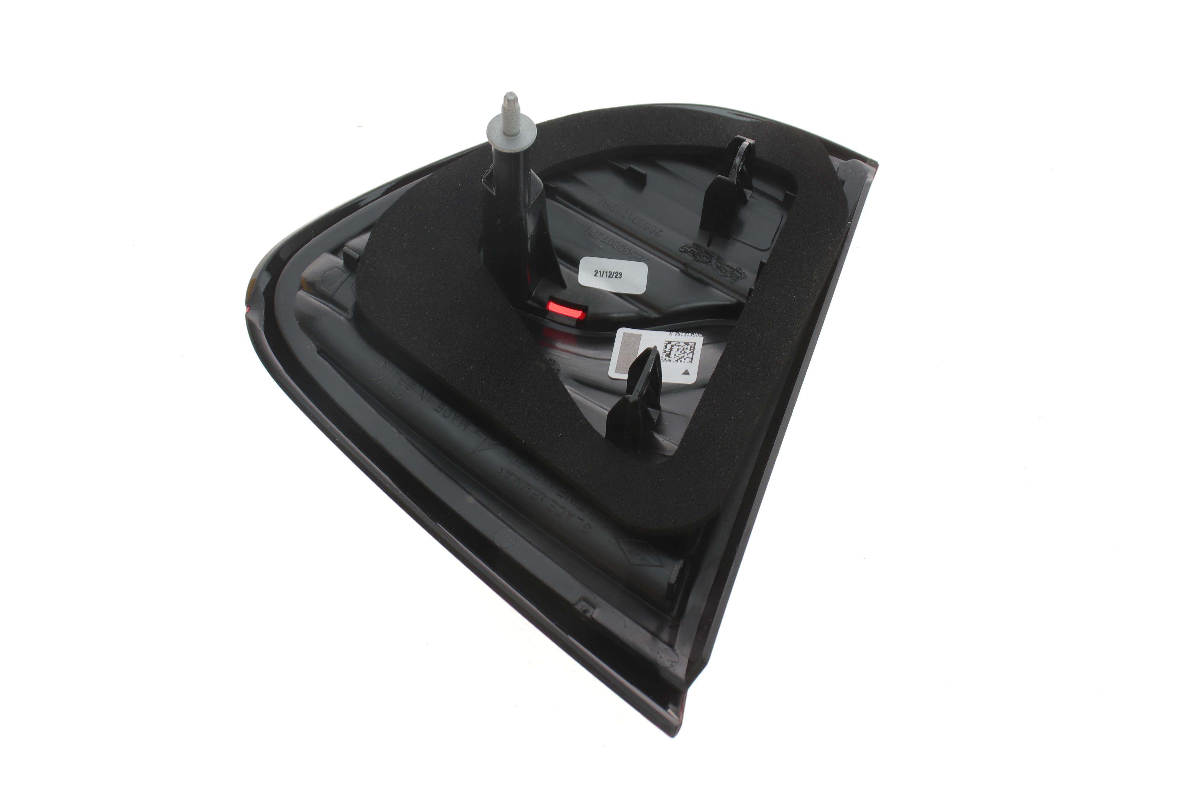 Ліхтар задній Renault Captur 13- (R)