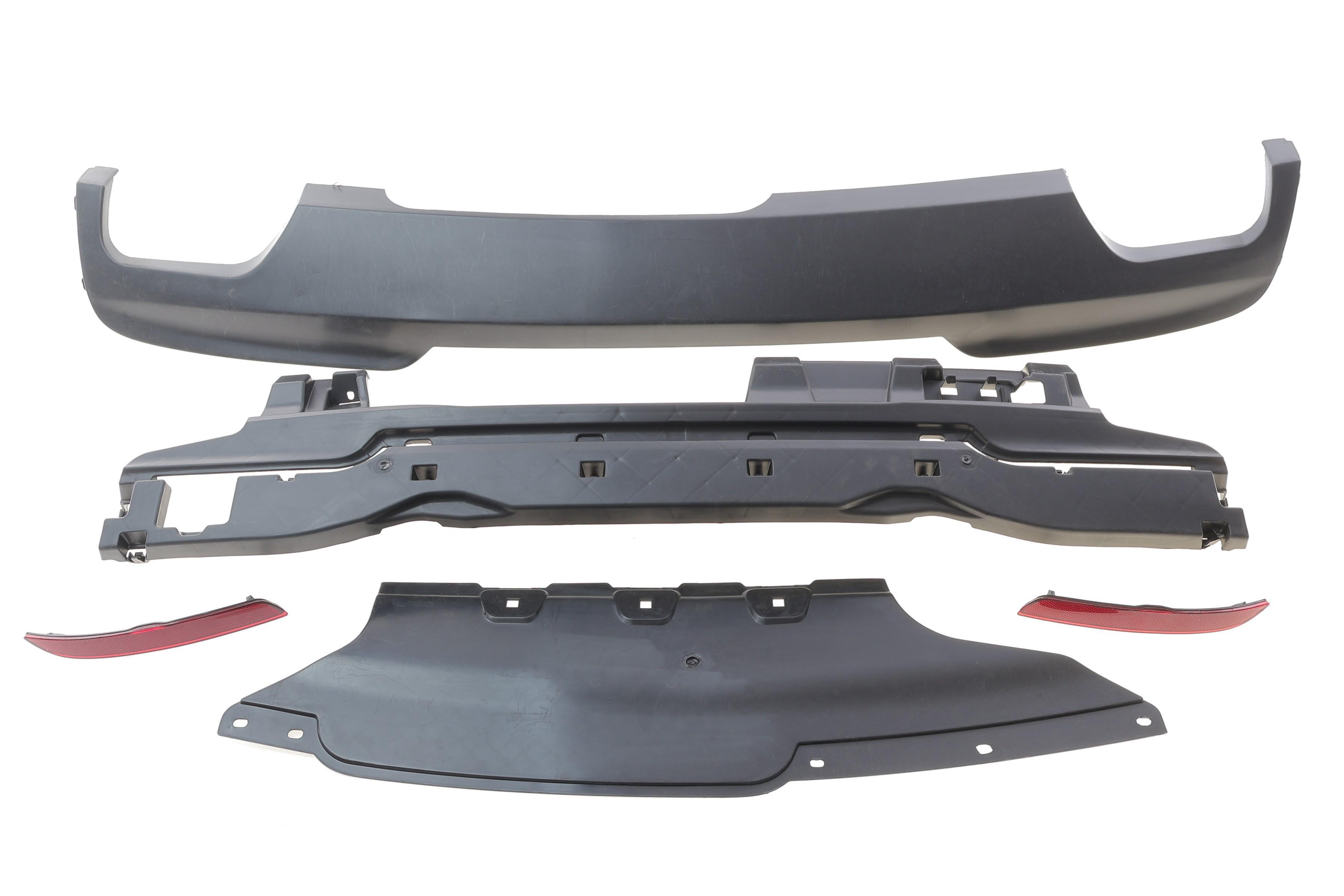 Бампер (задній) BMW 5 (F10) 09-16 (M-Technic) (з отвором PDC/2-х сторонній вихлоп 550і тип)