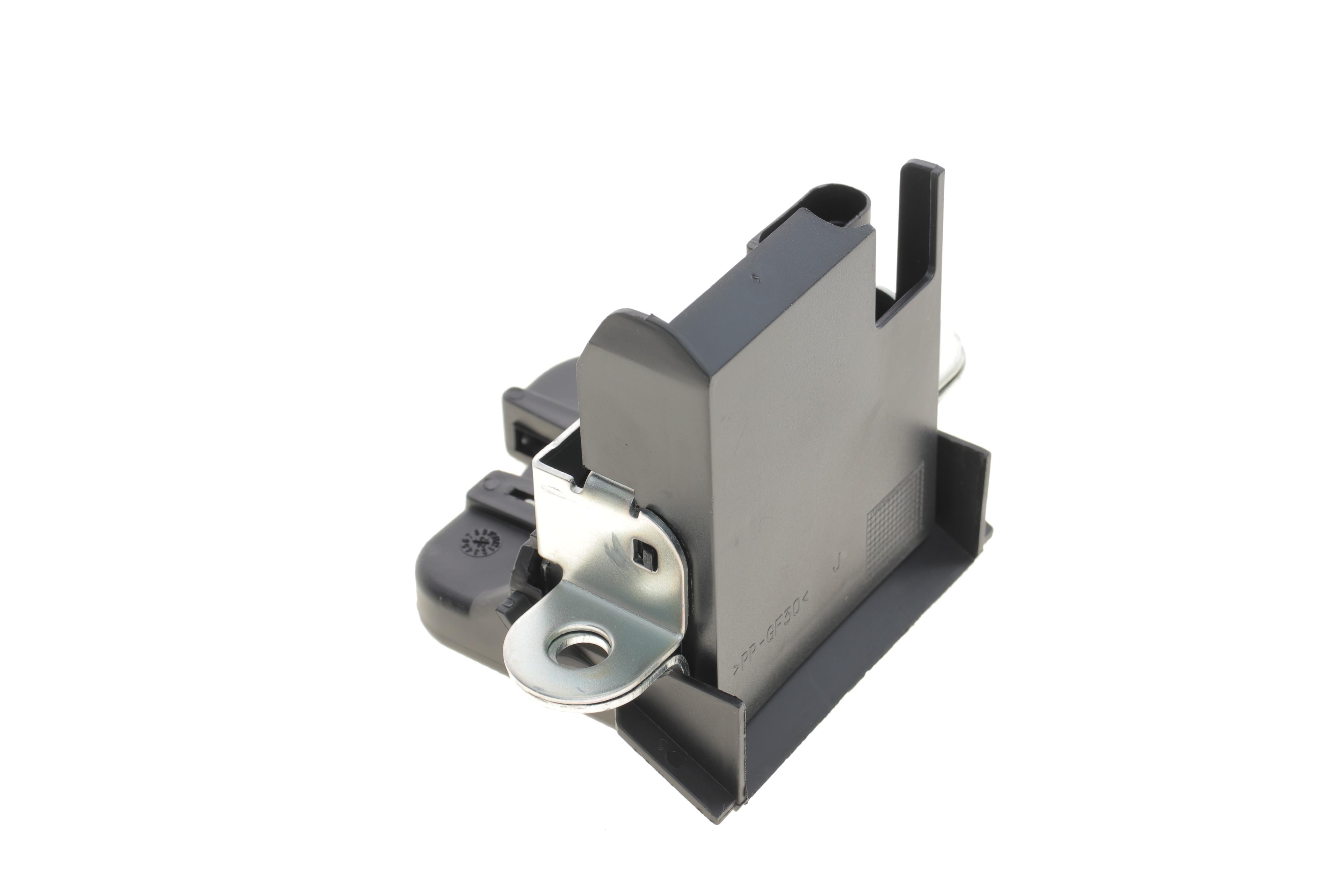 Замок кришки багажника VW Beetle 11-19