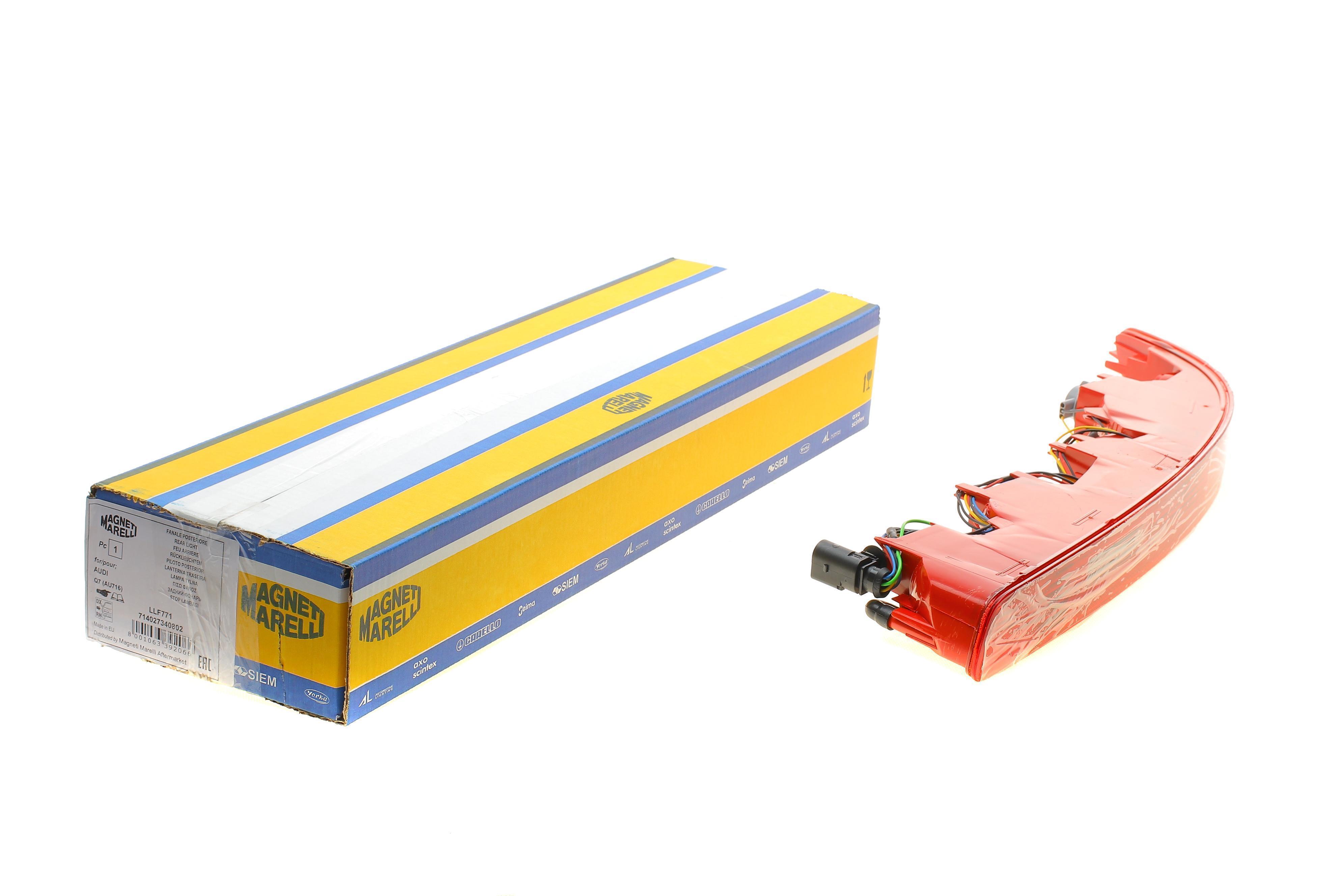 Ліхтар задній (в бампер) Audi Q7 06-15 (R) (LLF771)