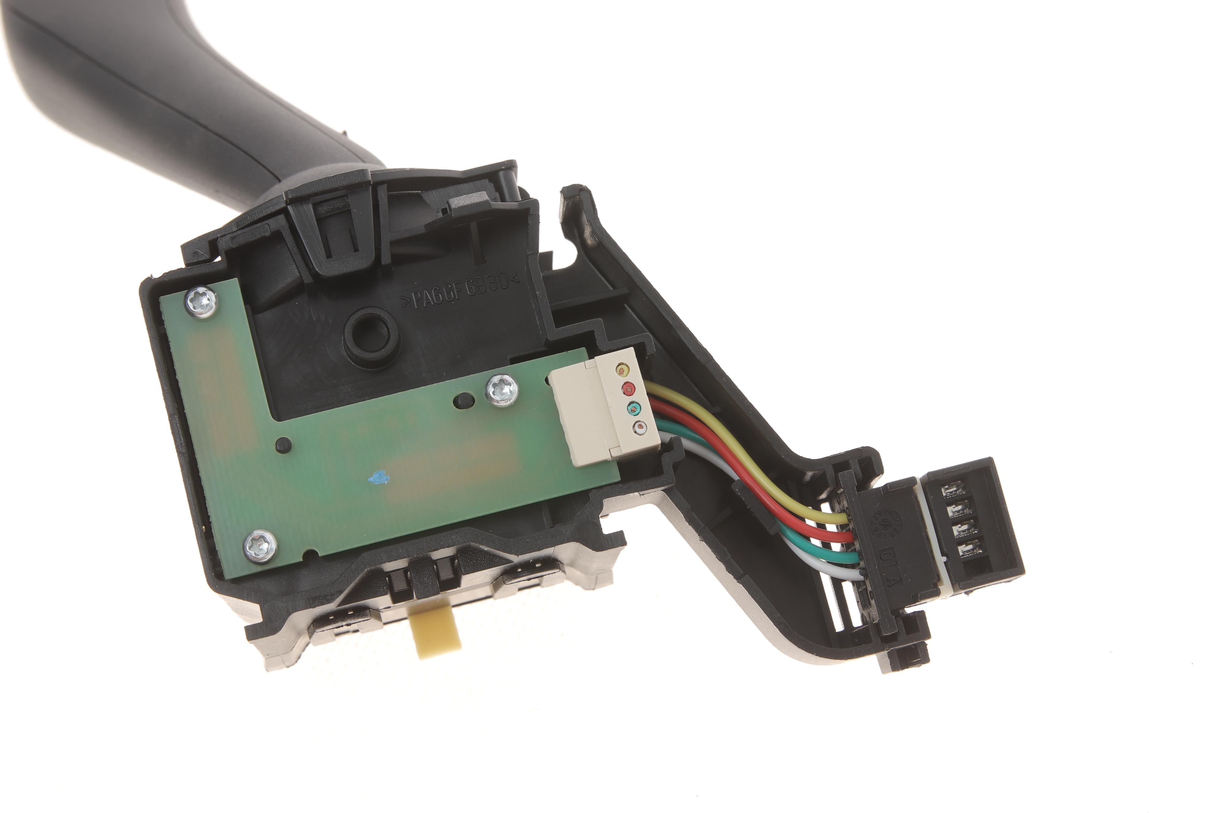 Перемикач світла фар VW Caddy III 1.9-2.0 TDI 04-15