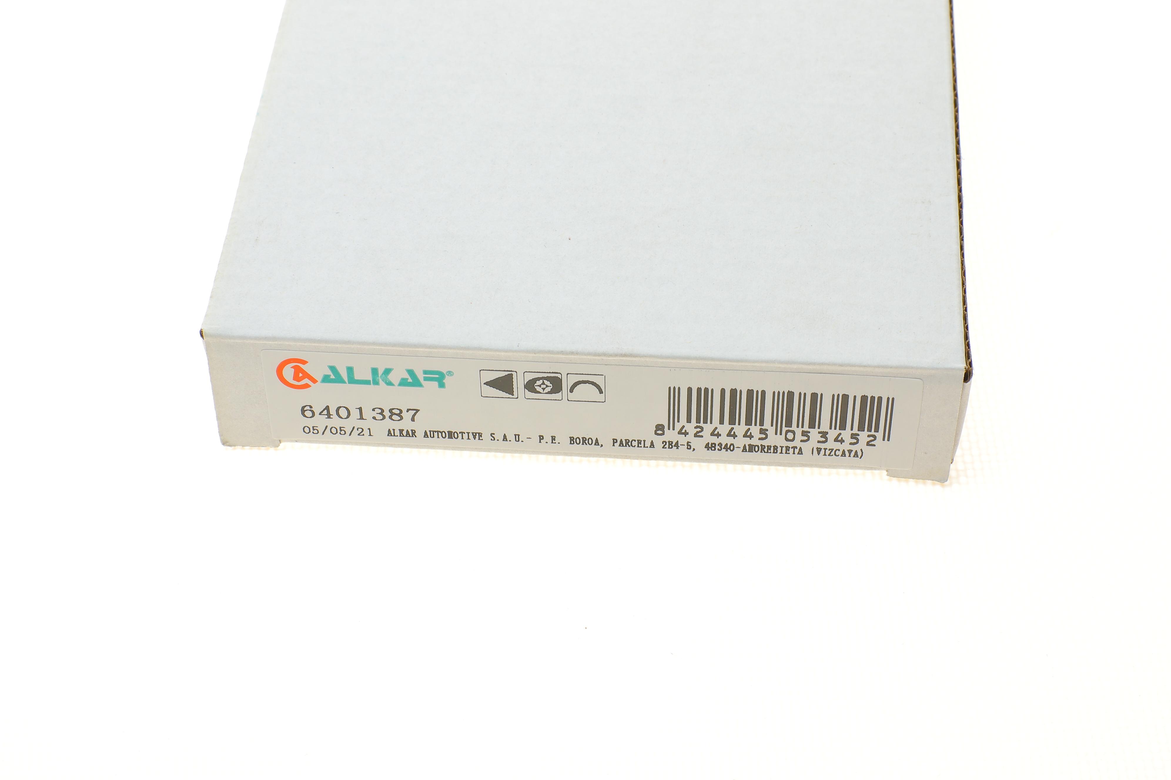 Скло дзеркала Ford fiesta 01-10 (L)