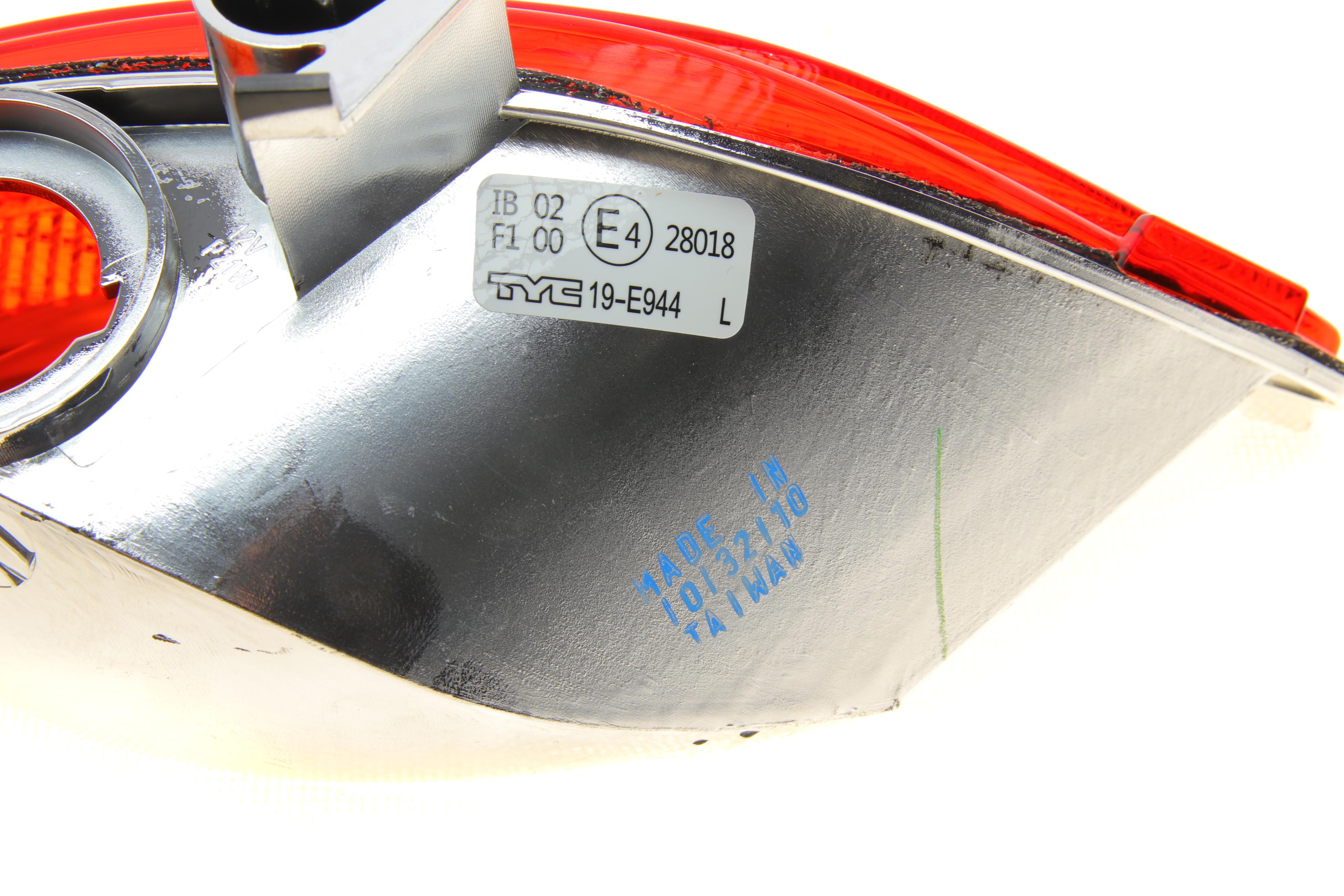 Ліхтар задній протитуманний Renault Megane 15- (L)