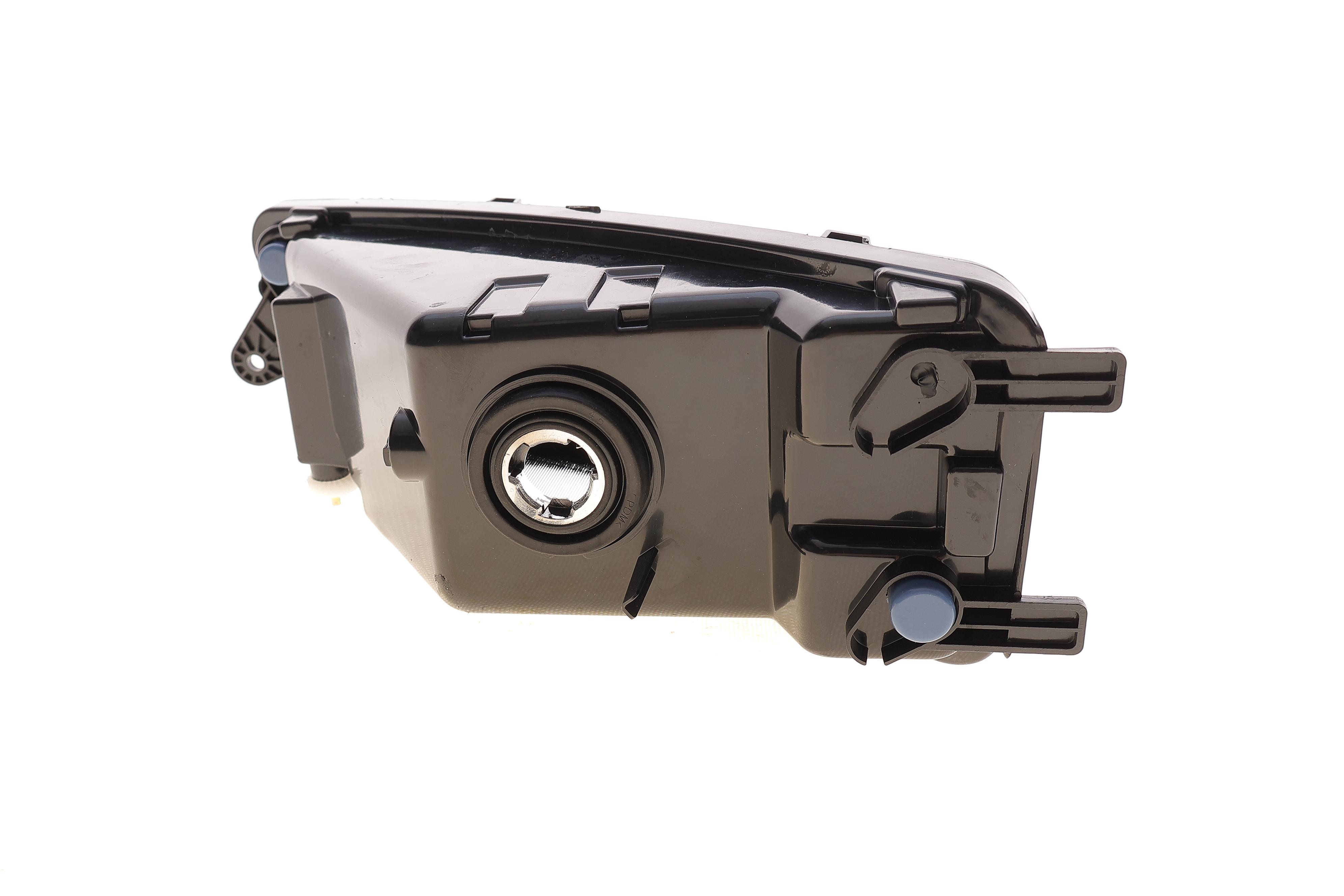 Фара протитуманна VW Amarok 17- (R)