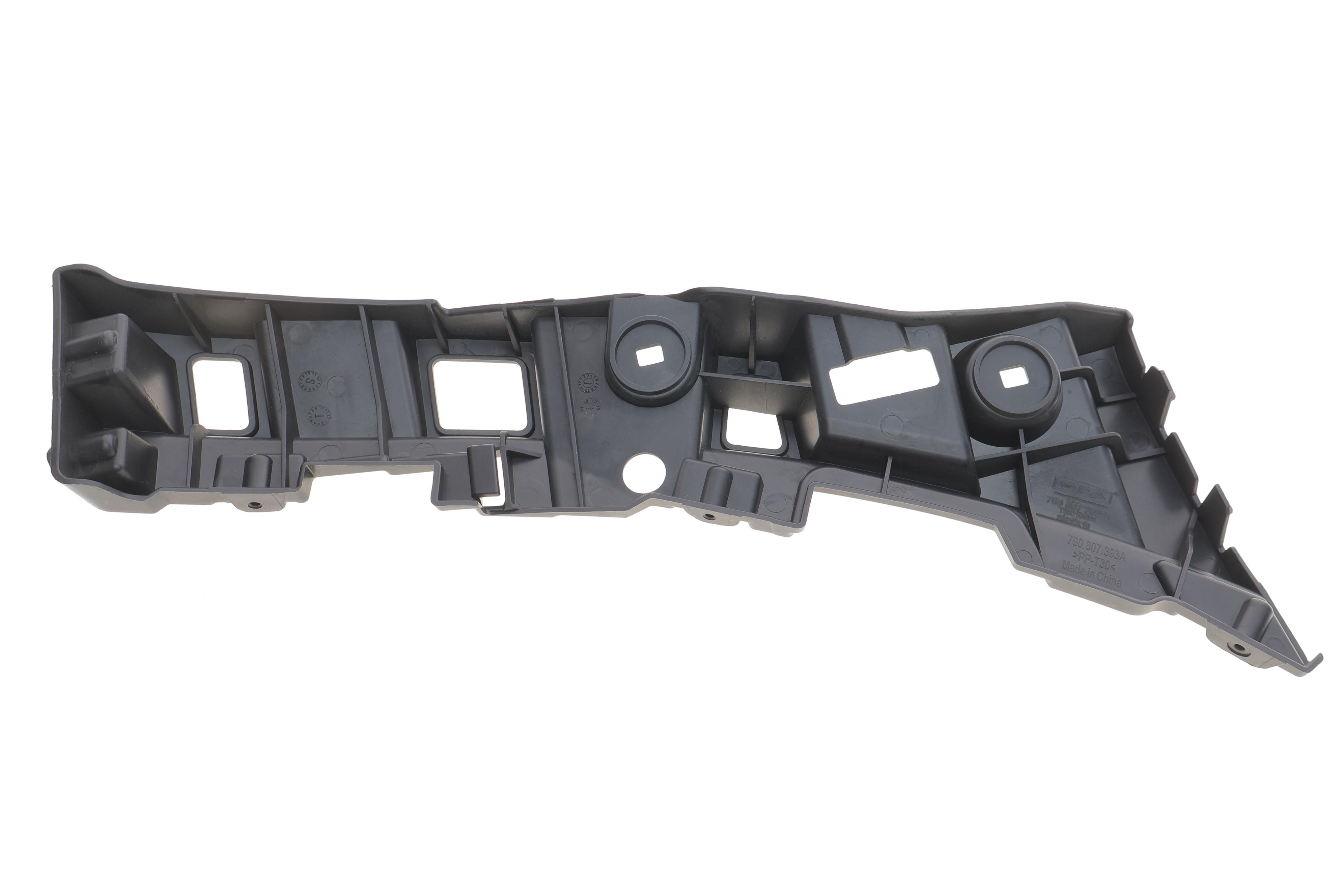 Кронштейн кріплення бампера (заднього/L) VW Touareg 18- (нижній)