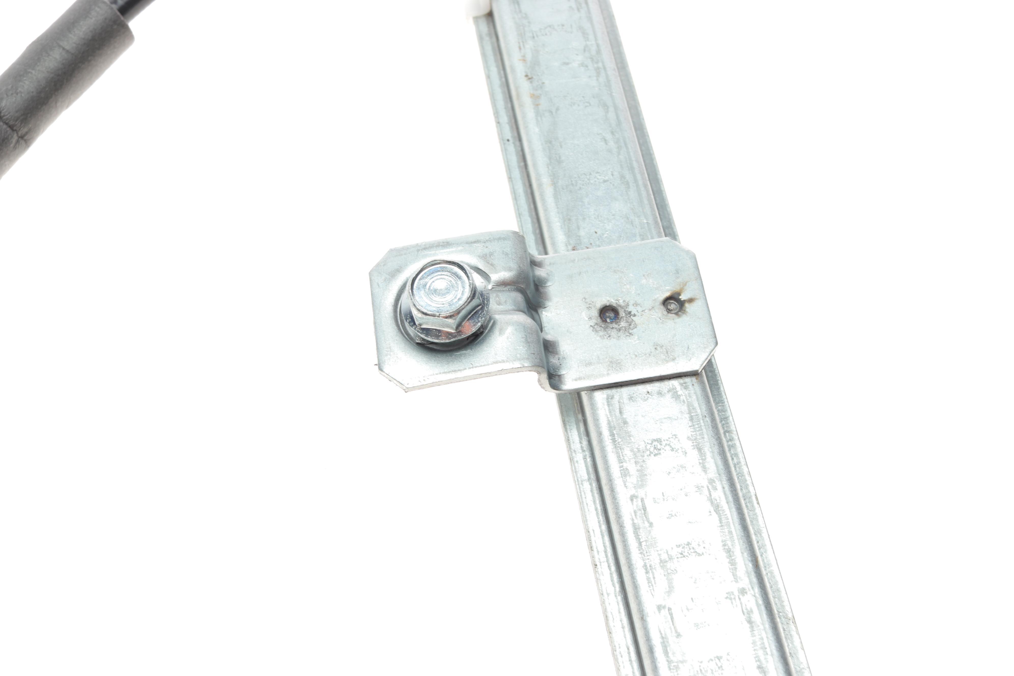 Склопідіймач (передній) MB E-class (W211) 02-08 (L) (електро)(без моторчика)