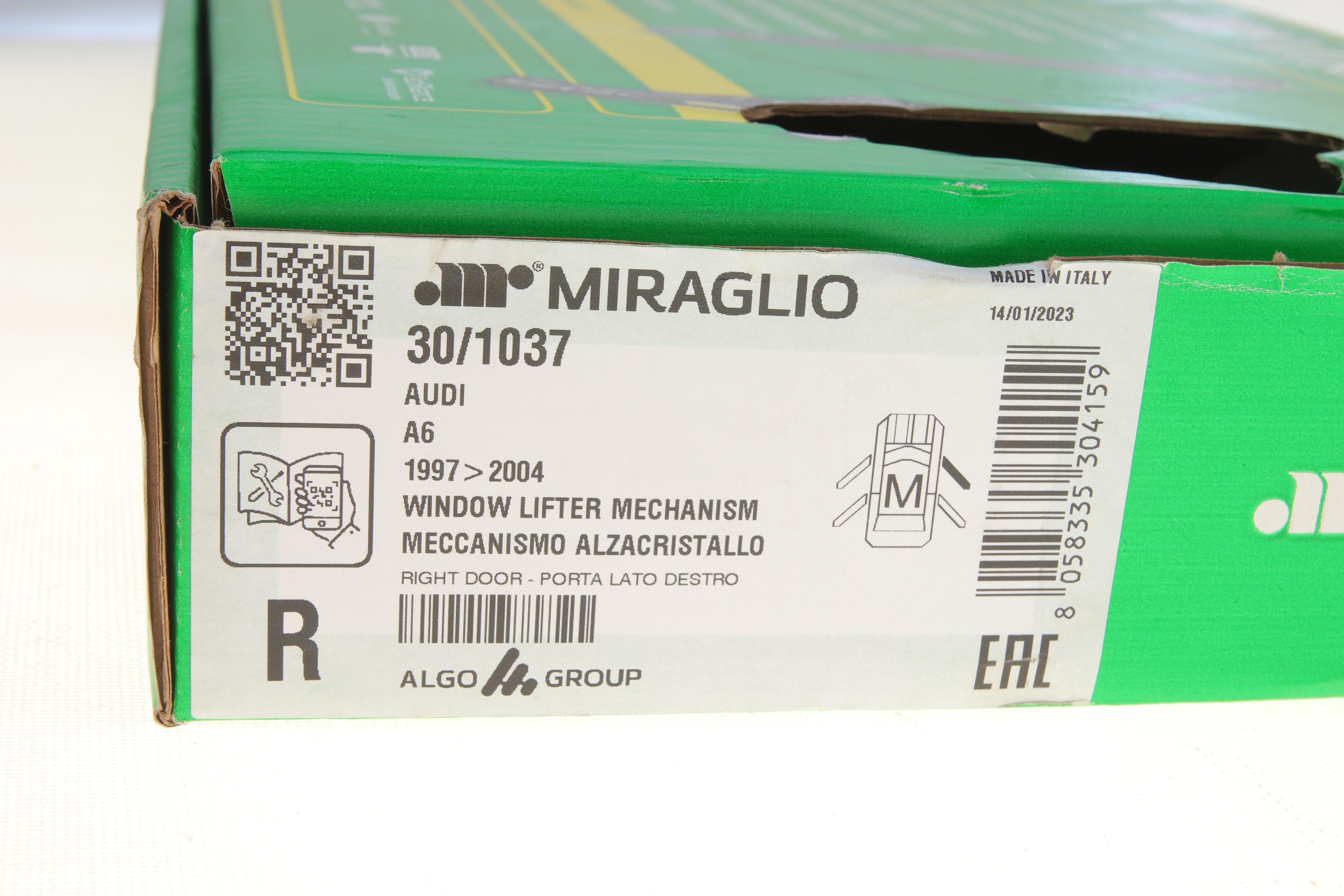 Склопідіймач (передній) Audi A6 97-05 (R) (електро) (без моторчика)