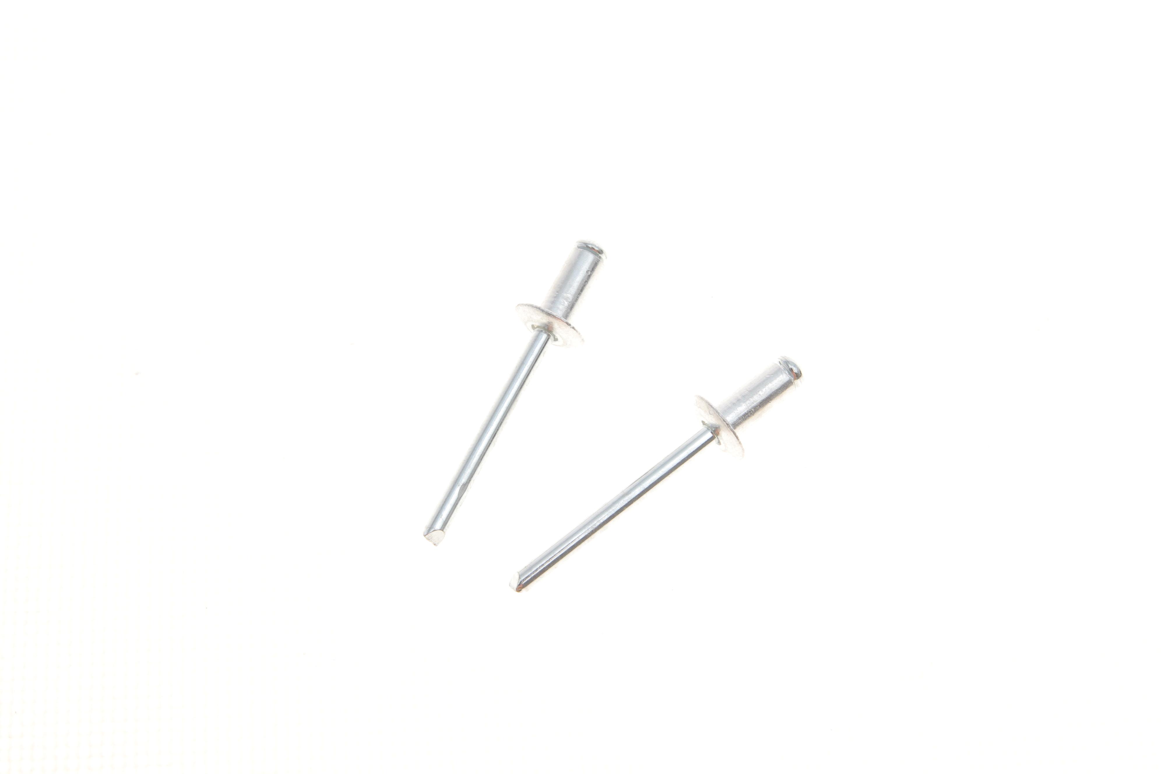 Склопідіймач (передній) Audi A6 97-05 (R) (електро) (без моторчика)