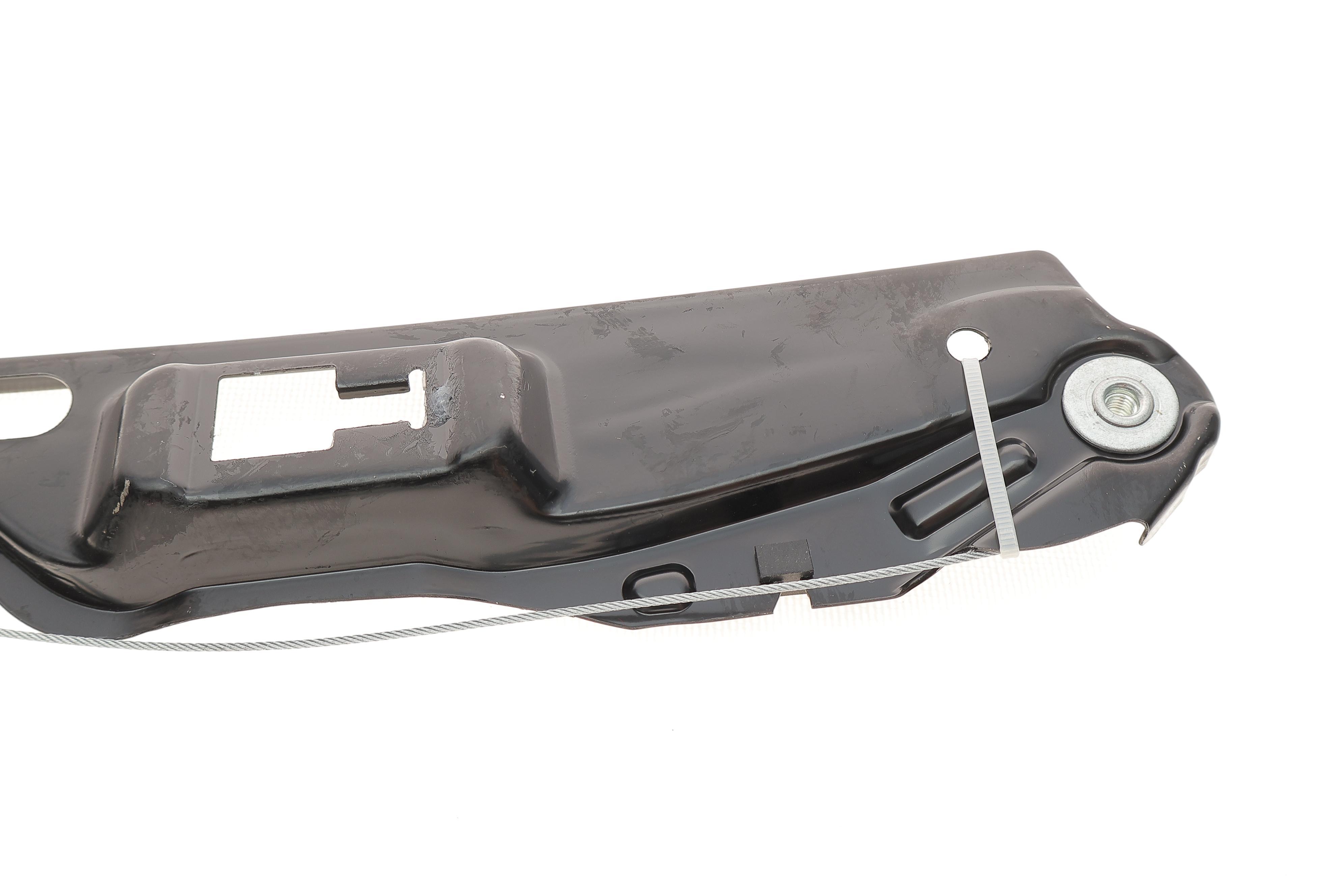 Склопідіймач (передній) VW Touareg 10- (R)  (електро) (без моторчиком)