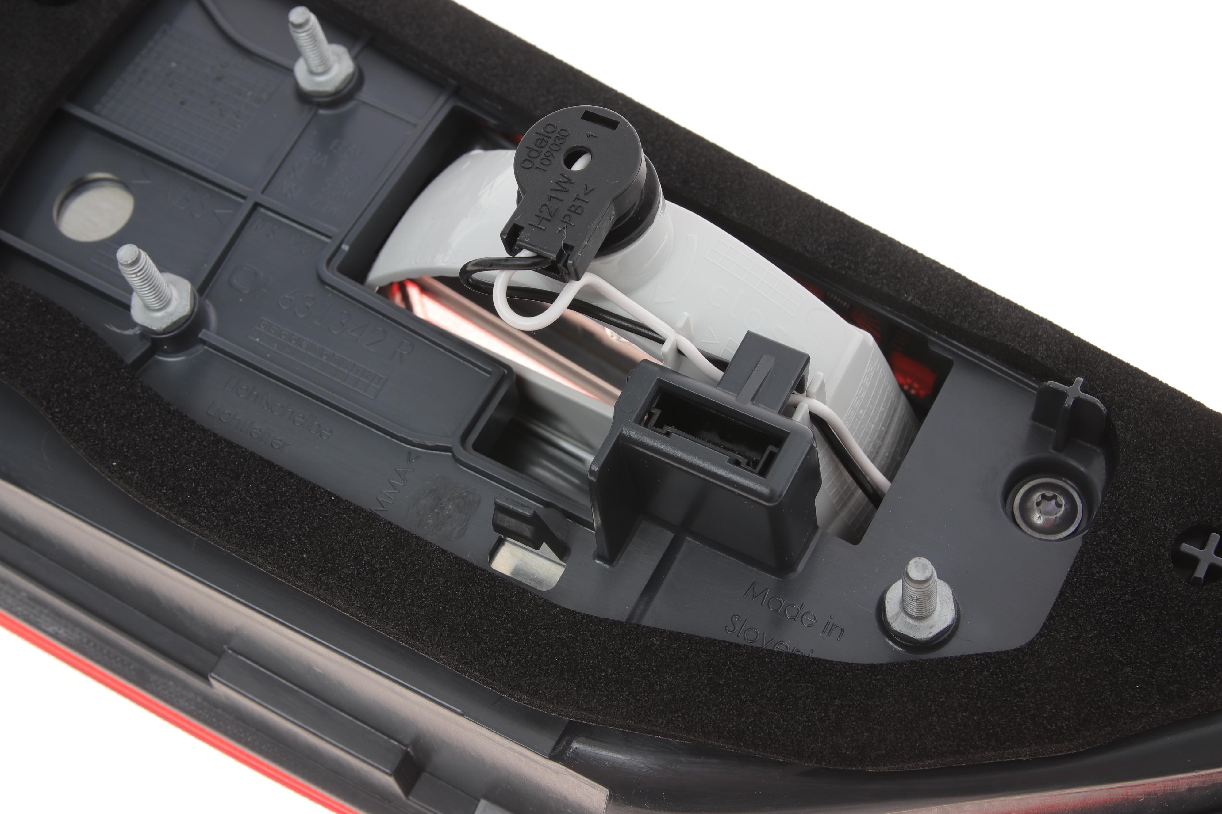 Ліхтар задній BMW 5 (G31) 19- (R)