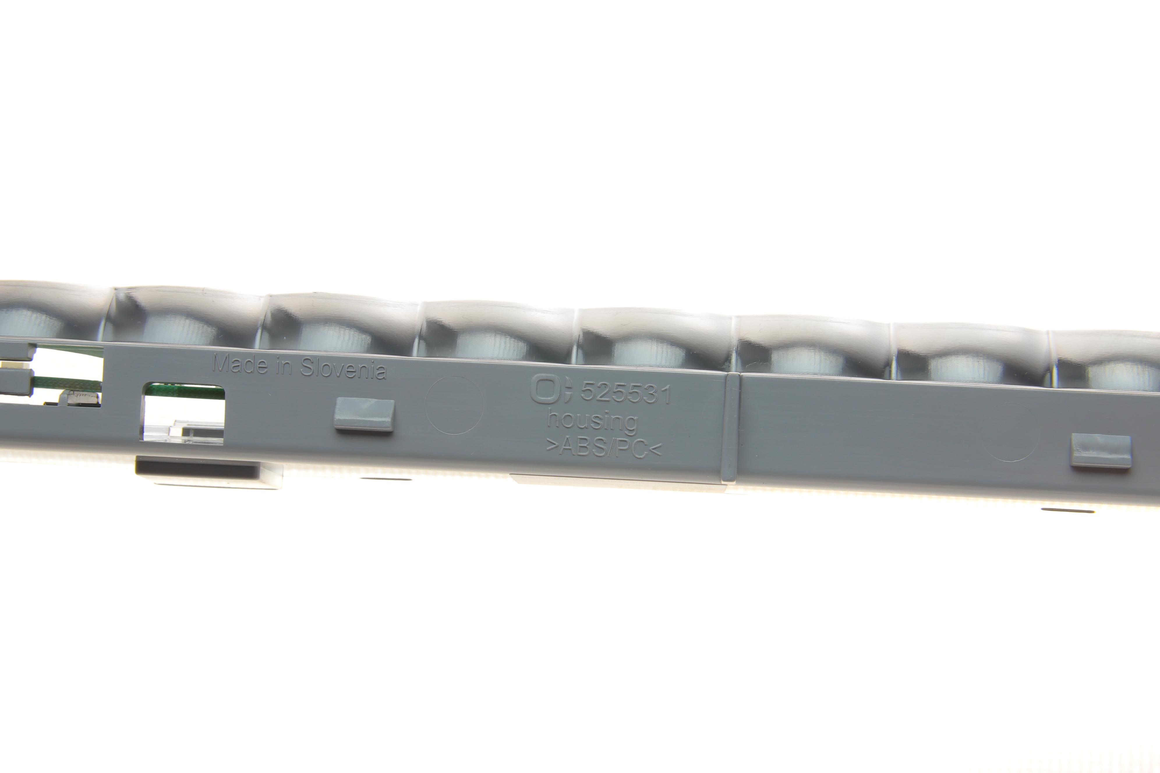 Ліхтар задній MB C-class (W205)/E-class (C238) 07-11  (сигнал стопа)