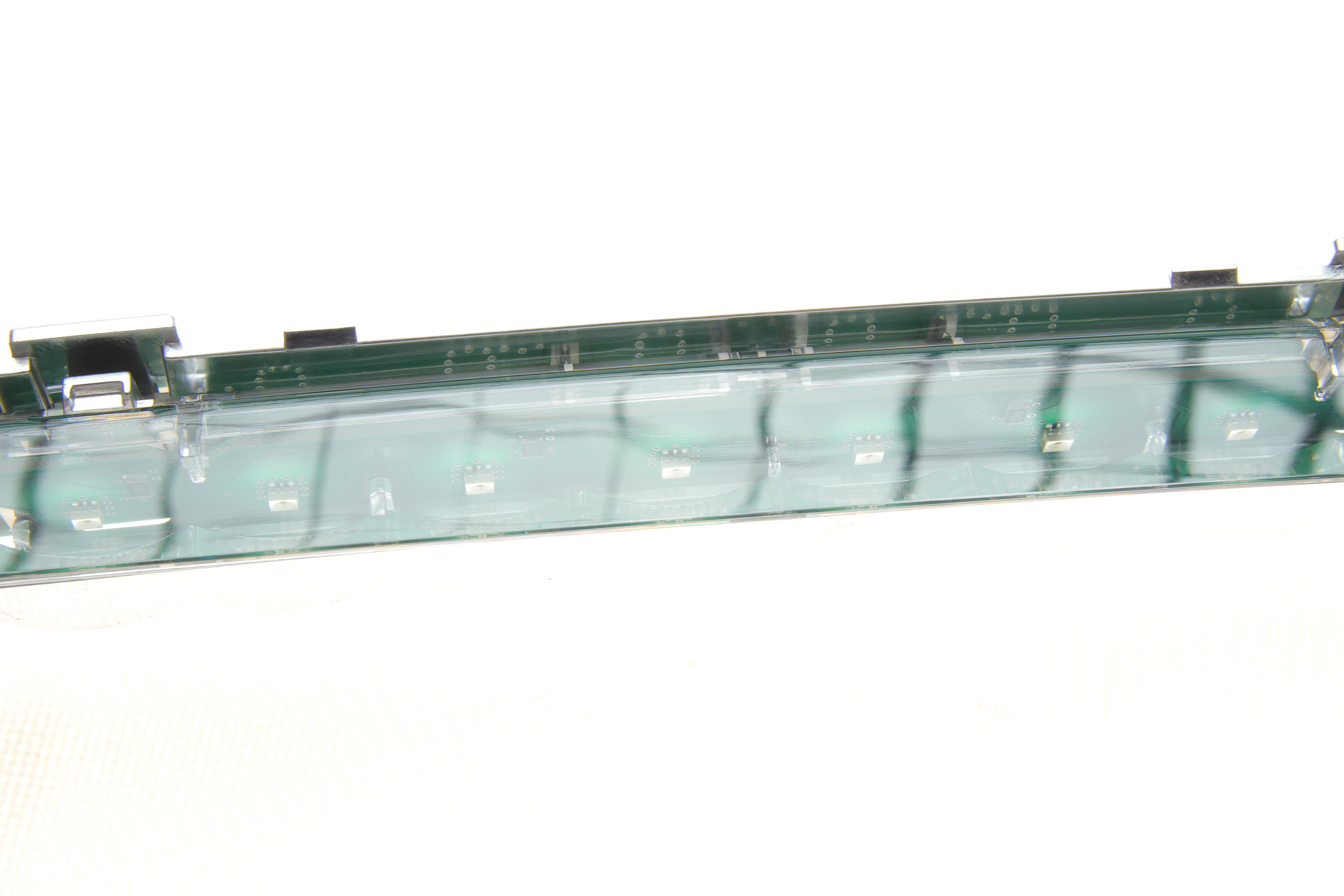 Ліхтар задній MB C-class (W205)/E-class (C238) 07-11  (сигнал стопа)