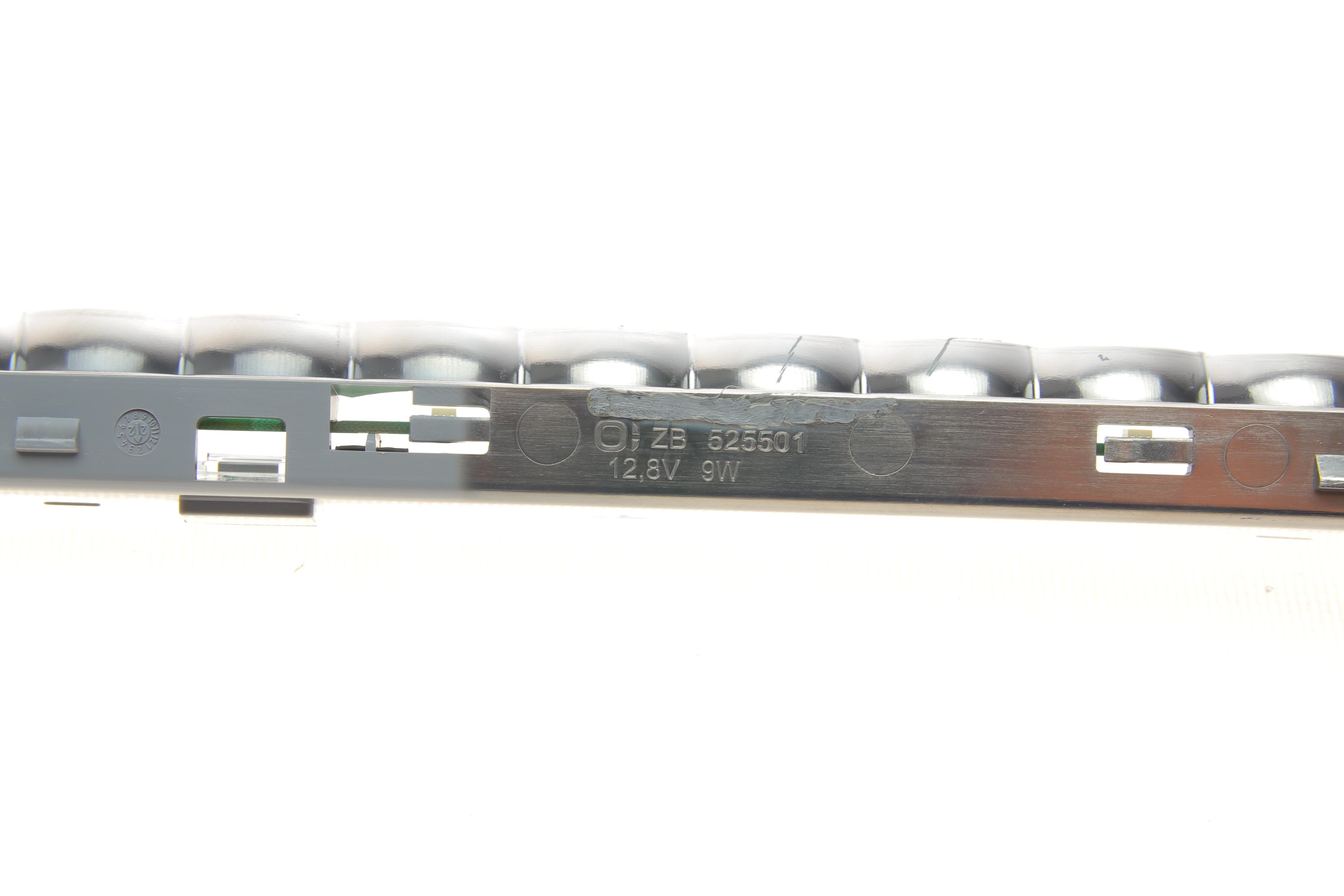 Ліхтар задній MB C-class (W205)/E-class (C238) 07-11  (сигнал стопа)