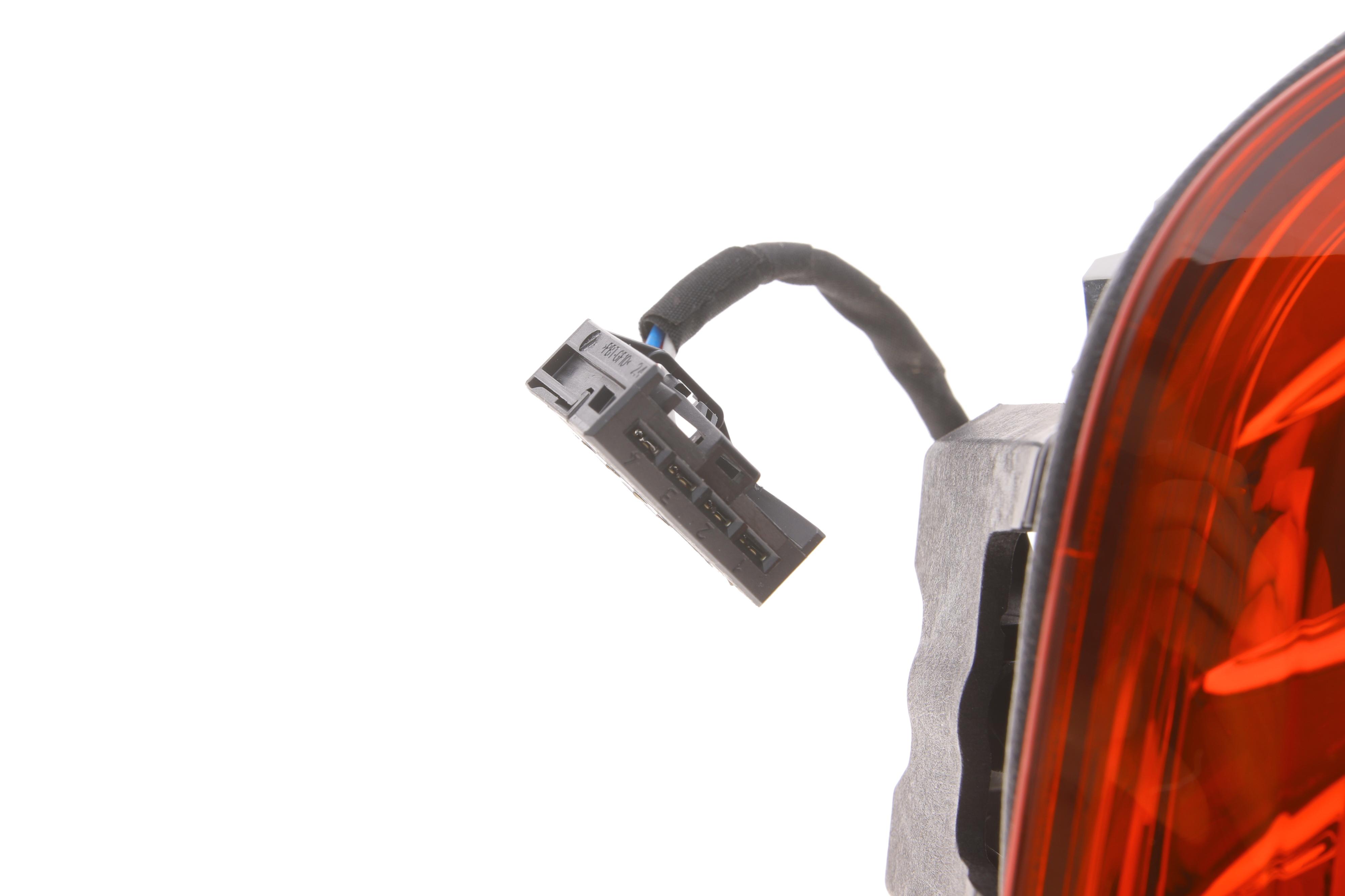 Ліхтар задній BMW 4 (F36/F33/F83/F32/F82) 13-17 (L)